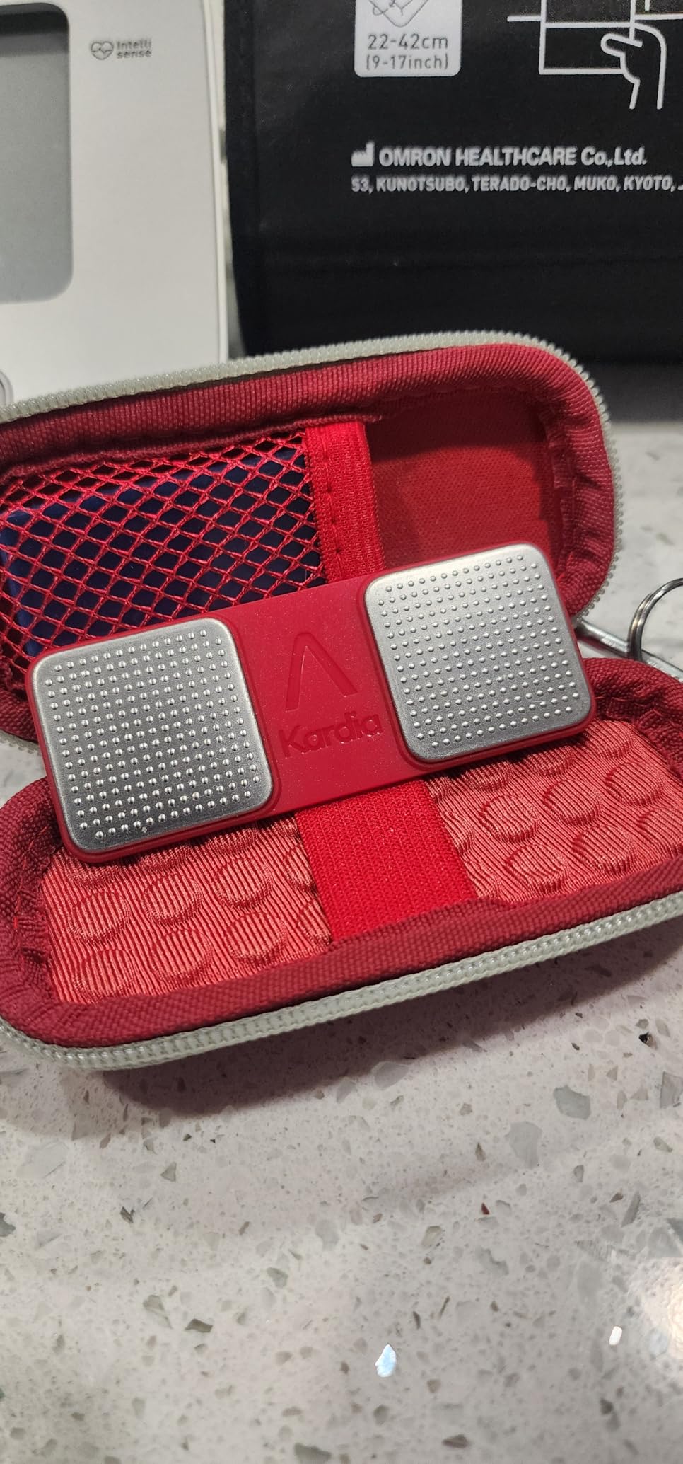 KardiaMobile 1-Lead EKG Monitor, Medical-Grade FDA-Cleared Personal Heart Monitor, Detects Normal, AFib & Arrhythmias, 30 Second Results, Works with Smartphones, Pocket Size, No Subscription Required customer photo 1