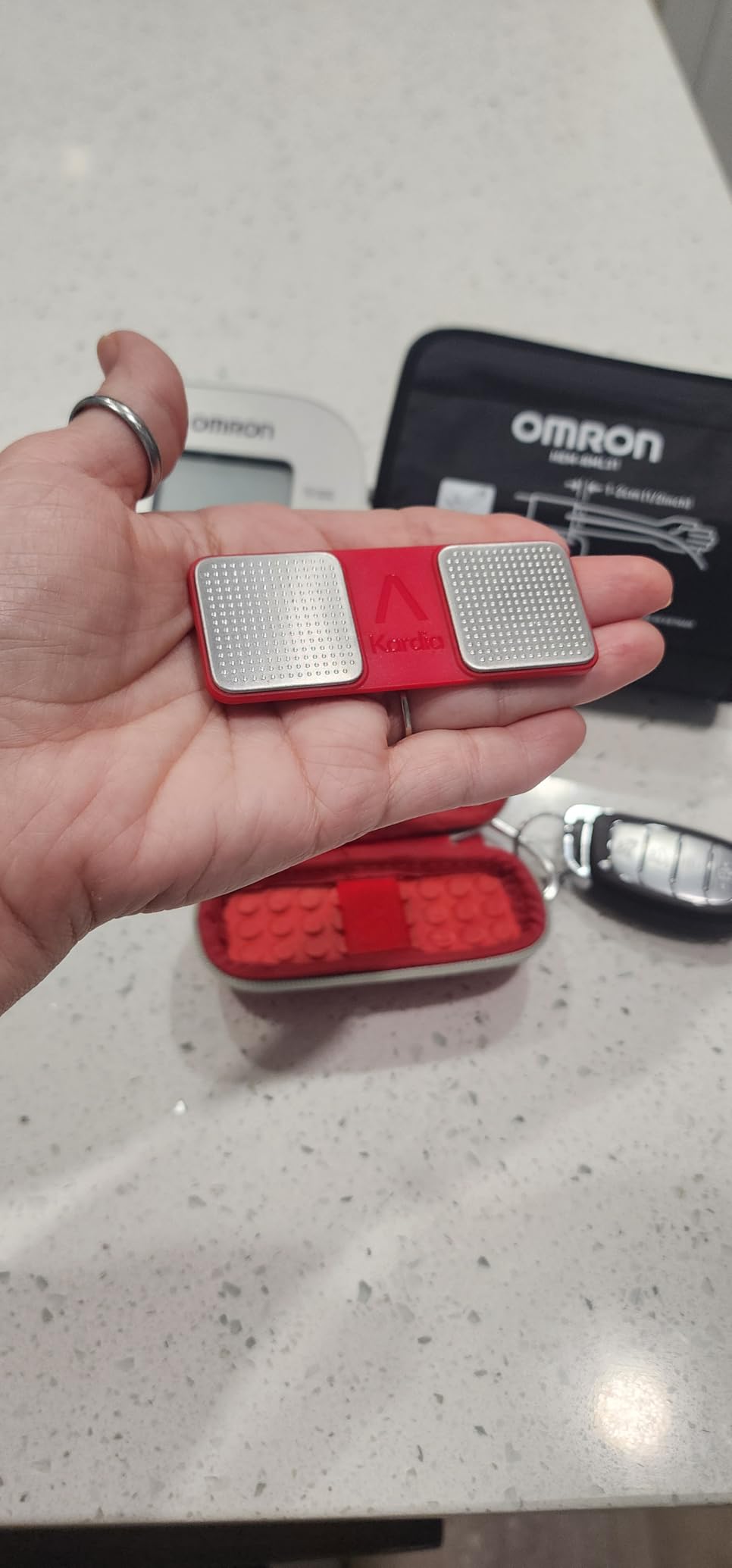 KardiaMobile 1-Lead EKG Monitor, Medical-Grade FDA-Cleared Personal Heart Monitor, Detects Normal, AFib & Arrhythmias, 30 Second Results, Works with Smartphones, Pocket Size, No Subscription Required customer photo 2