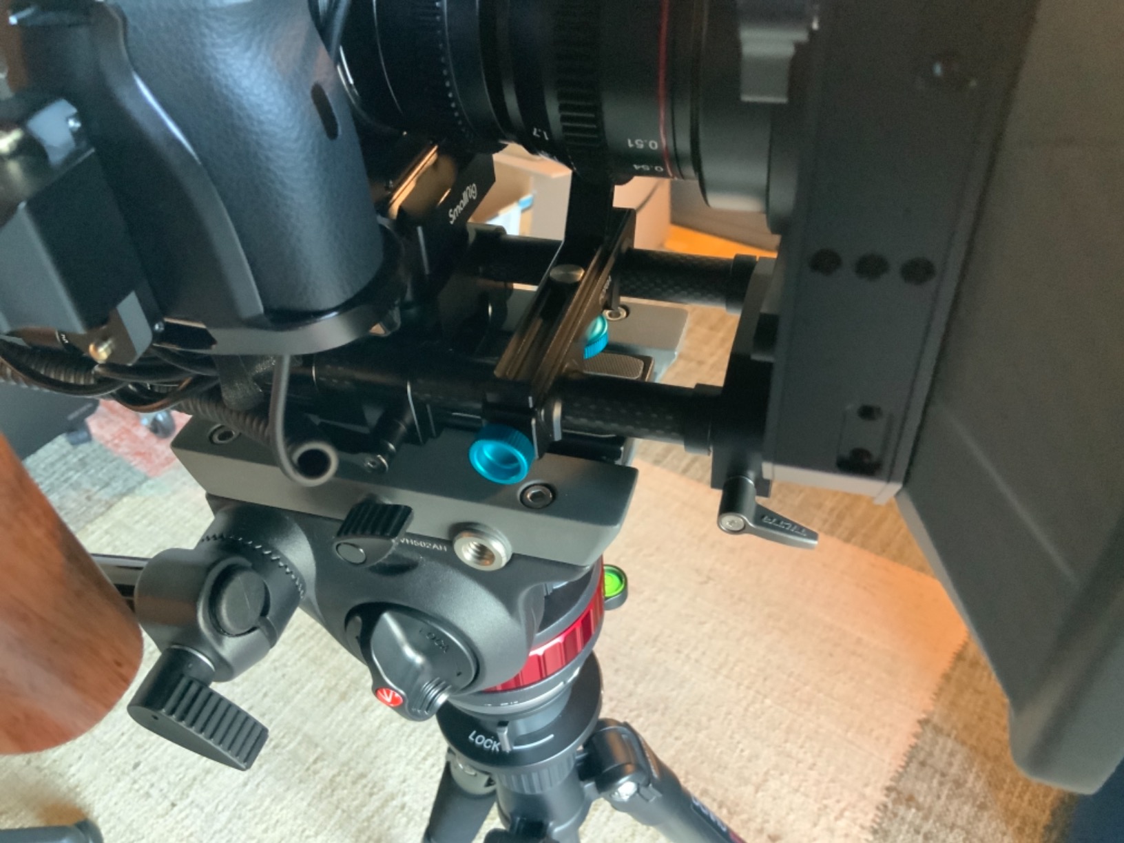 FOTGA DP500III Follow Focus Puller w/A/B Stop,15mm Quick Release Rod Clamp for Canon Nikon Sony Blackmagic DSLR Cinema Camera Video Mirrorless Camera Cine Lens Film Movie Video Making No Backlash customer photo 1