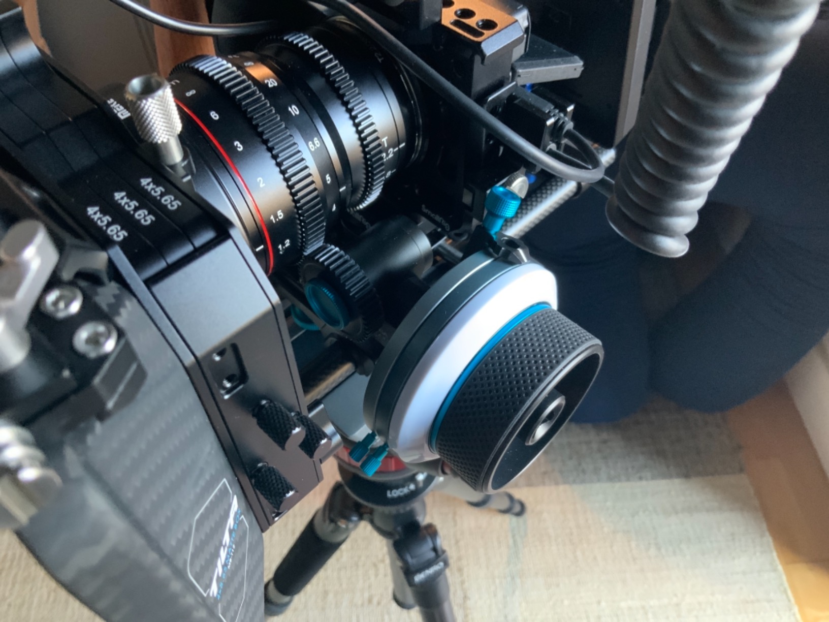 FOTGA DP500III Follow Focus Puller w/A/B Stop,15mm Quick Release Rod Clamp for Canon Nikon Sony Blackmagic DSLR Cinema Camera Video Mirrorless Camera Cine Lens Film Movie Video Making No Backlash customer photo 2