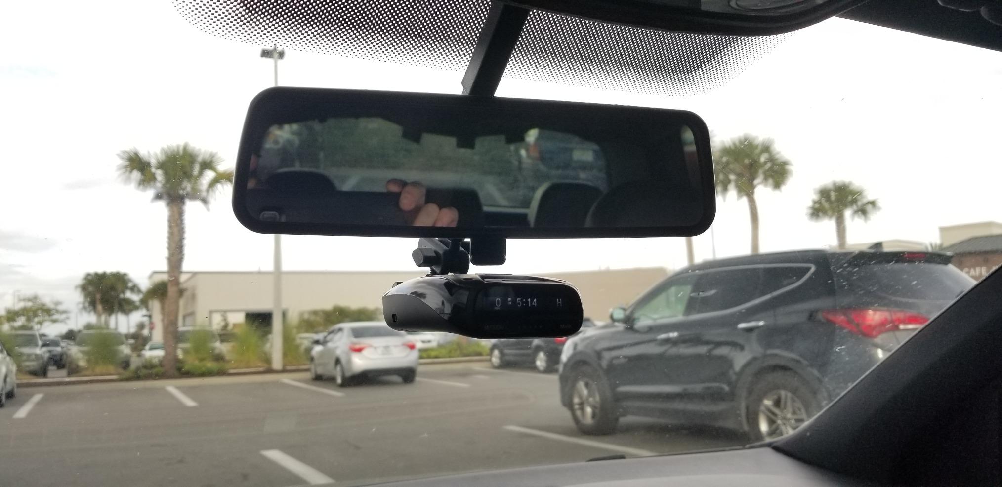 Uniden DFR7 Super Long Range Wide Band Laser/Radar Detector, Built-in GPS w/Mute Memory, Voice Alerts, Red Light & Speed Camera Alerts, OLED Display, Black customer photo 1