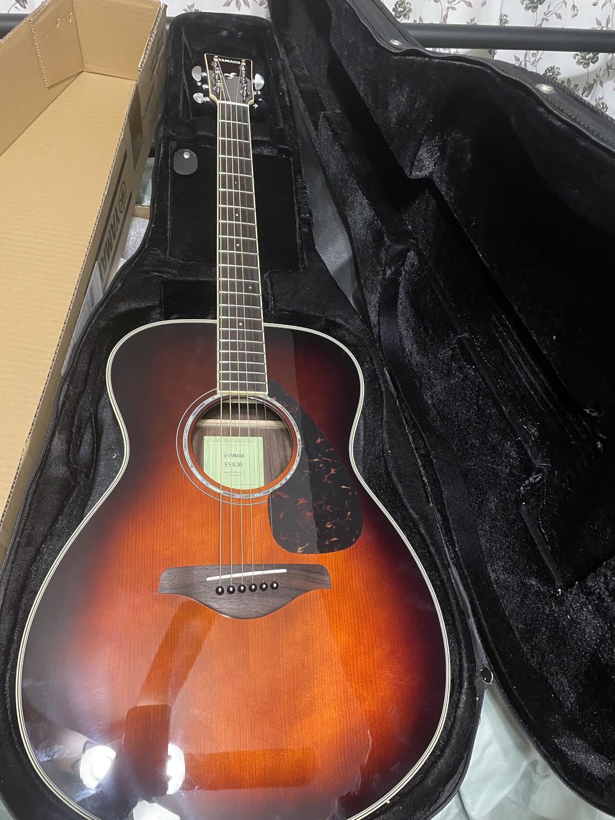 Yamaha FG830 Solid Top Folk Guitar, Natural customer photo 2