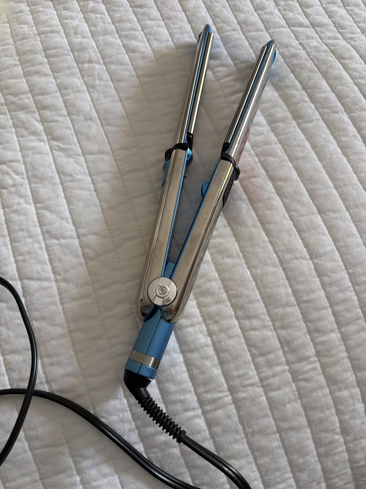 BaBylissPRO Nano Titanium Prima Ionic Hair Straightener - Professional Flat Iron & Curling Iron in One for Stylists, Pro Styling Hair Tool customer photo 2