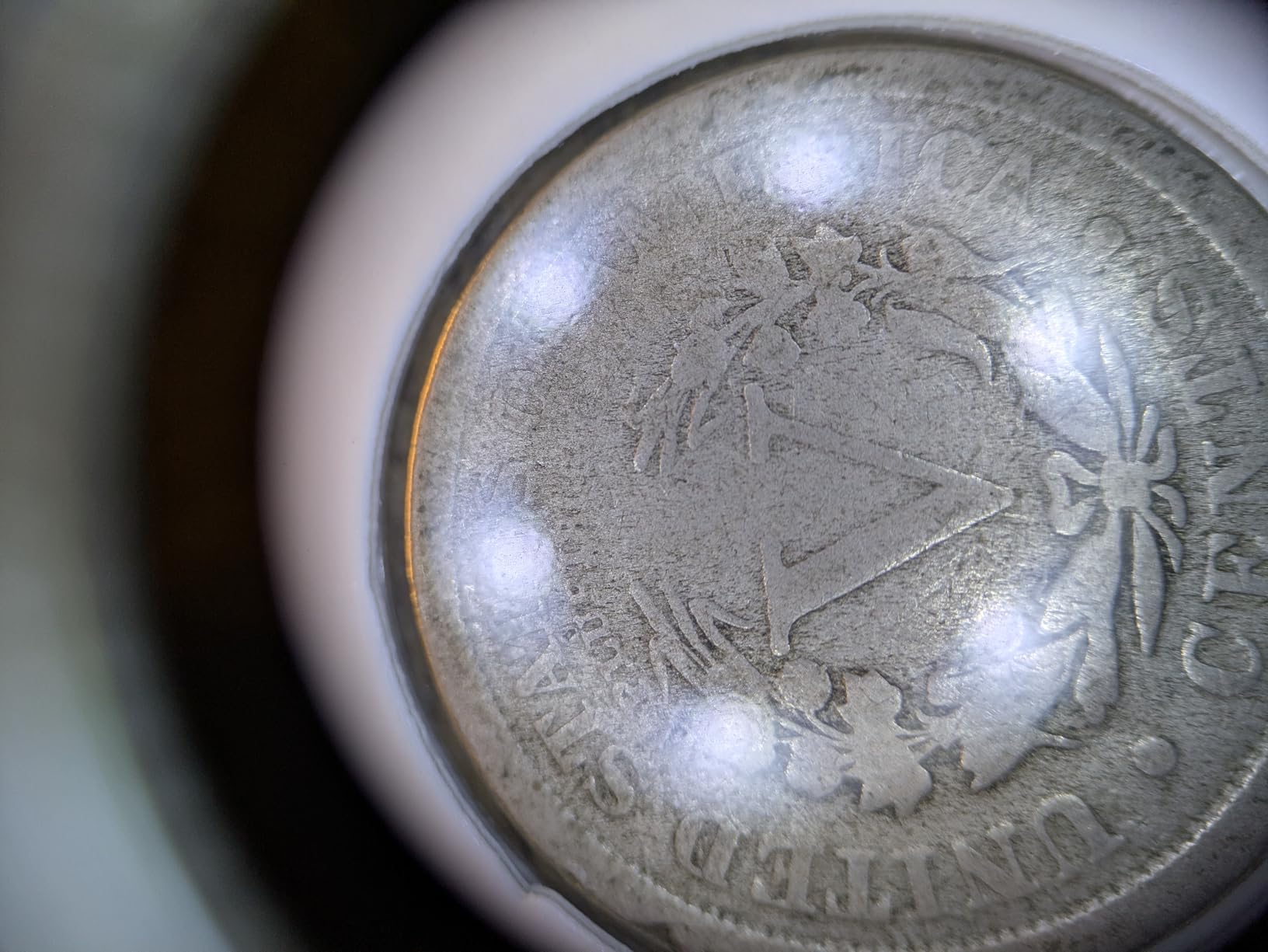 10x Foldable Pocket Magnifier Loupe with UV and LED Light for Jewelry, Rocks, Coins, and Antiques - Illuminated Magnifying Tool for Eye, Stamps, Watches, Hobbies, and Gems customer photo 1