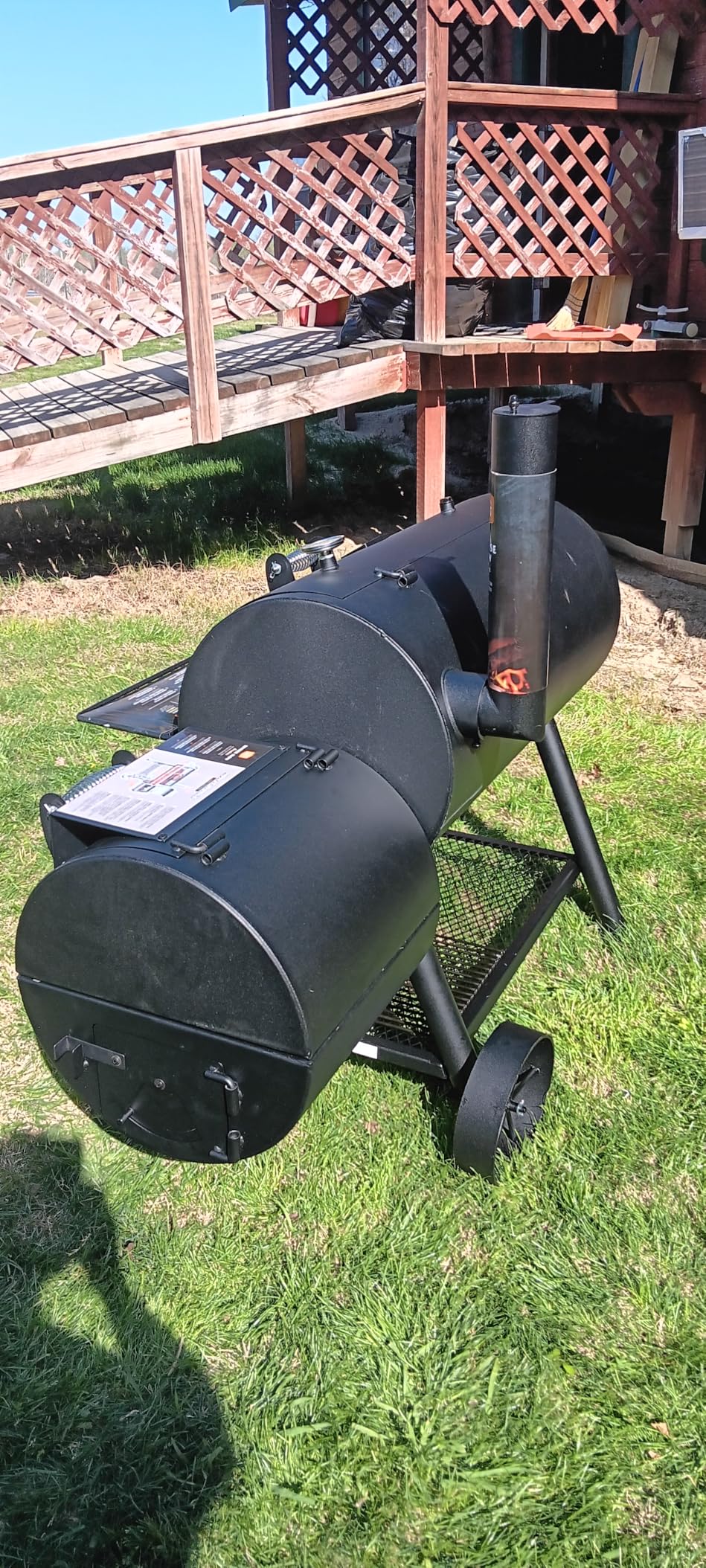 Oklahoma Joe's Longhorn Reverse Flow Offset Charcoal Smoker and Grill, Offset Smoker Grill with 1060 sq in Cooking Area in Black customer photo 2