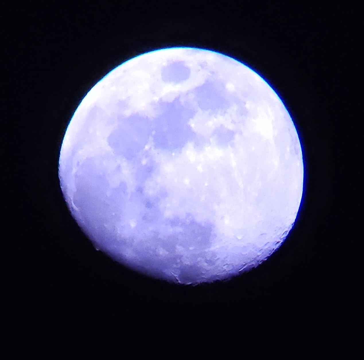 Celestron Inspire 100AZ Refractor Telescope with Built-in Smartphone Adapter, Blue customer photo 2
