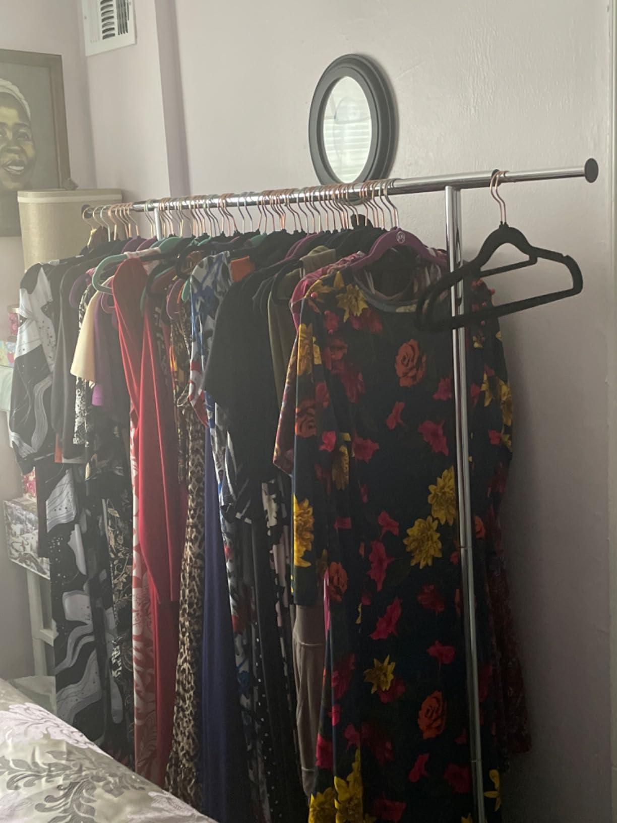 Simple Houseware Heavy Duty Clothing Garment Rack, Holds Up to 150 lbs, 42 to 67 Inches Extendable Rod, Chrome customer photo 2