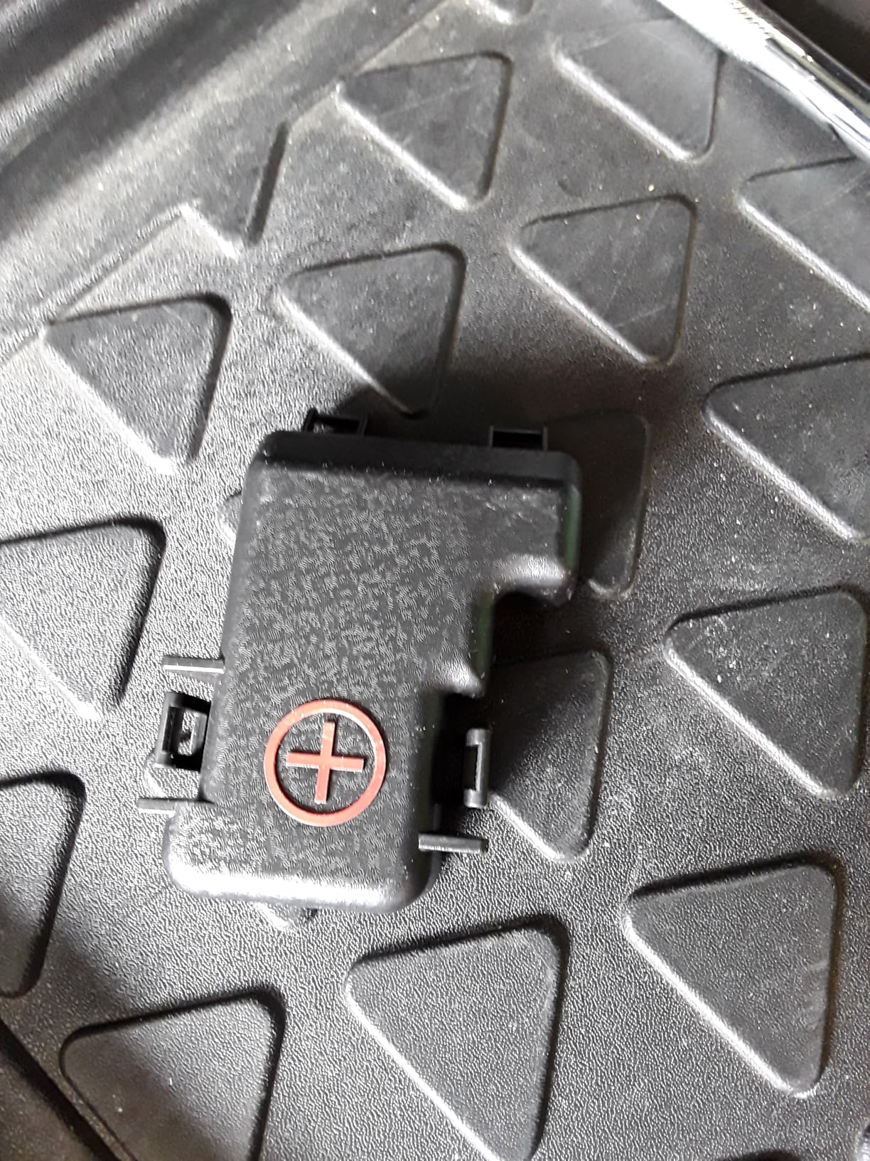 BM2 Bluetooth Battery Monitor 12V Car Battery Tester for Lead Acid, Auto Battery Load Tester with Cranking Charging Test, LowVolt Alarm for Car/RV/Motorcycle/Truck/Boat/Solar Power System customer photo 1