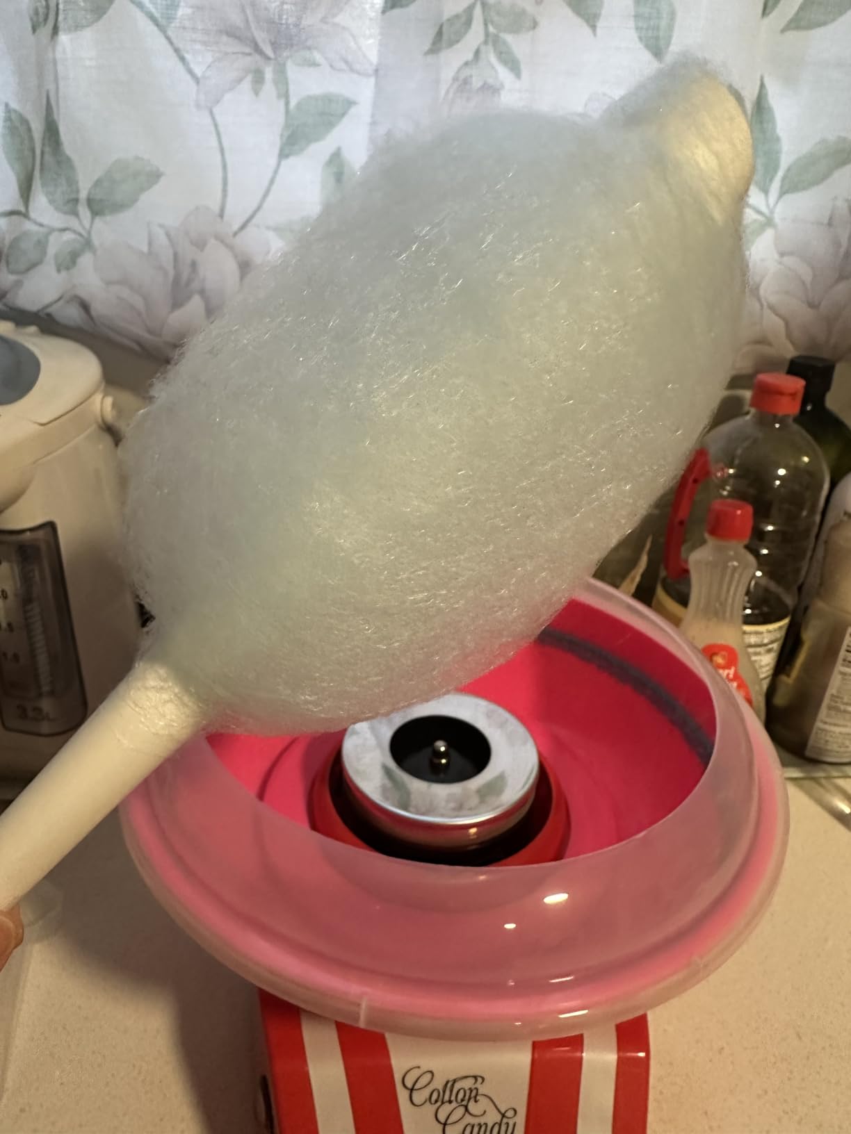 The Candery Cotton Candy Machine - Bright, Colorful Style- Makes Hard and Sugar Free Candy, Sugar Floss, Homemade Sweets for Birthday Parties - Includes 10 Cones & Scooper customer photo 1