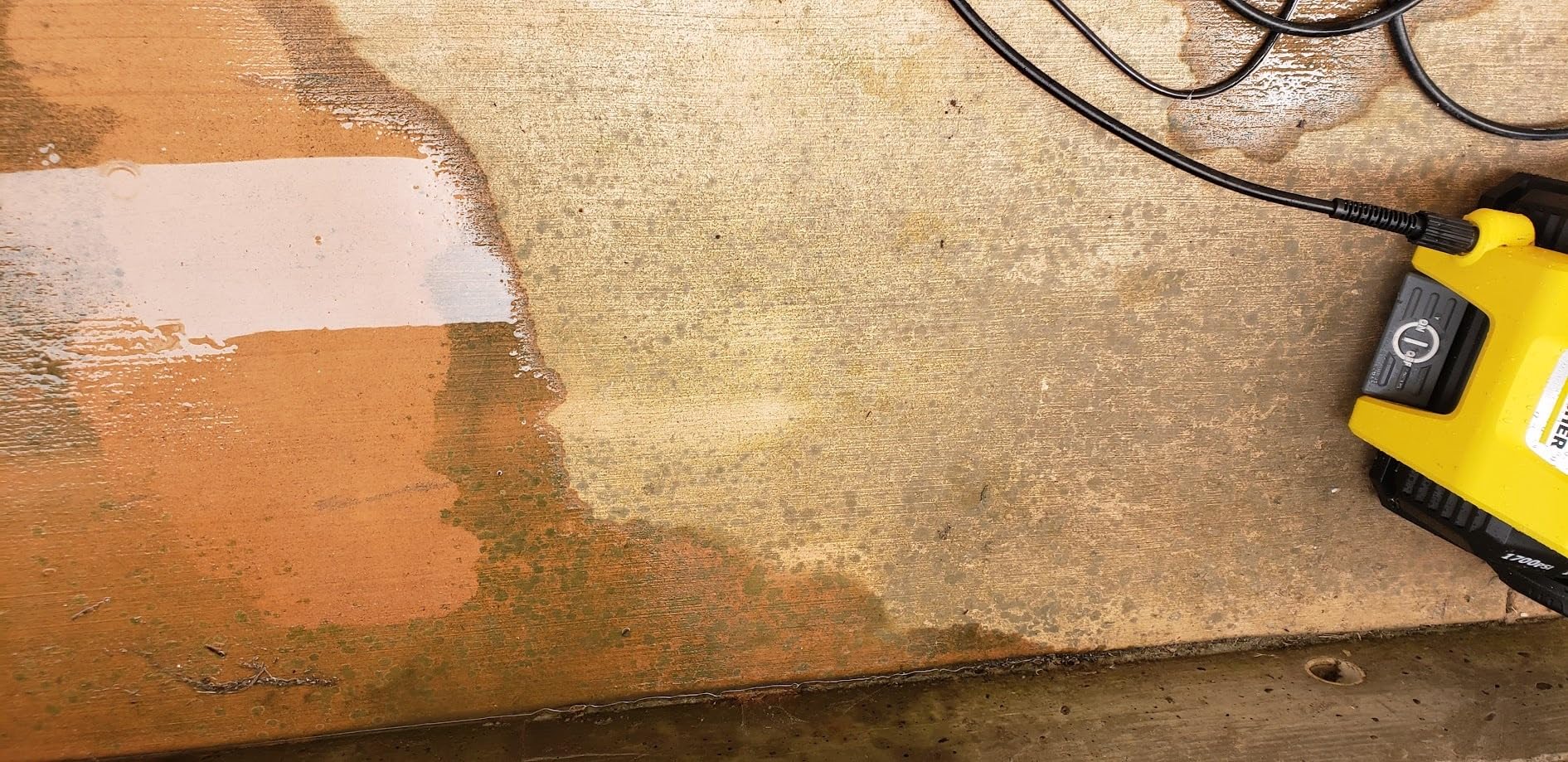 Kärcher Pressure Washer K1700, 3 Spray Nozzles, Detergent Tank, for Cars, Driveways, Siding, Patios, 2125 max. PSI, 1.46 max. GPM customer photo 1