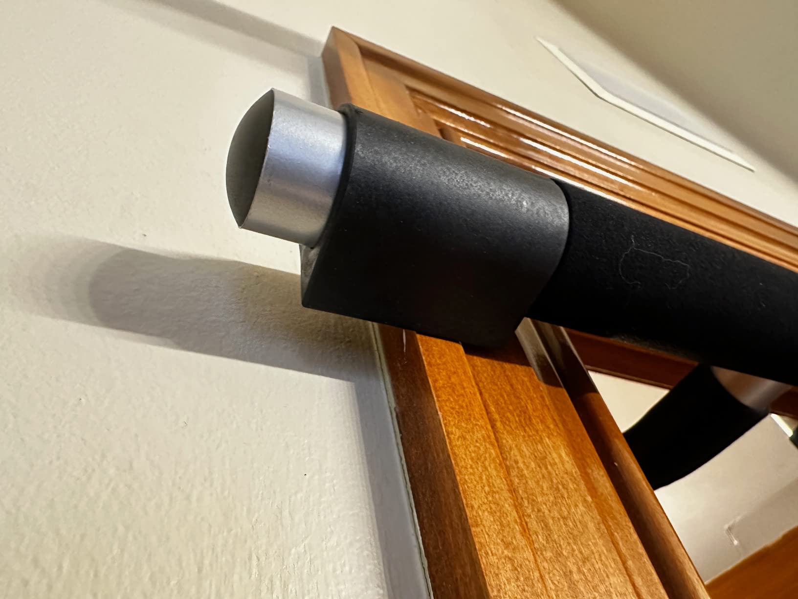 Ultimate Body Press XL Doorway Pull Up bar with Elevated bar & Adjustable Width customer photo 2