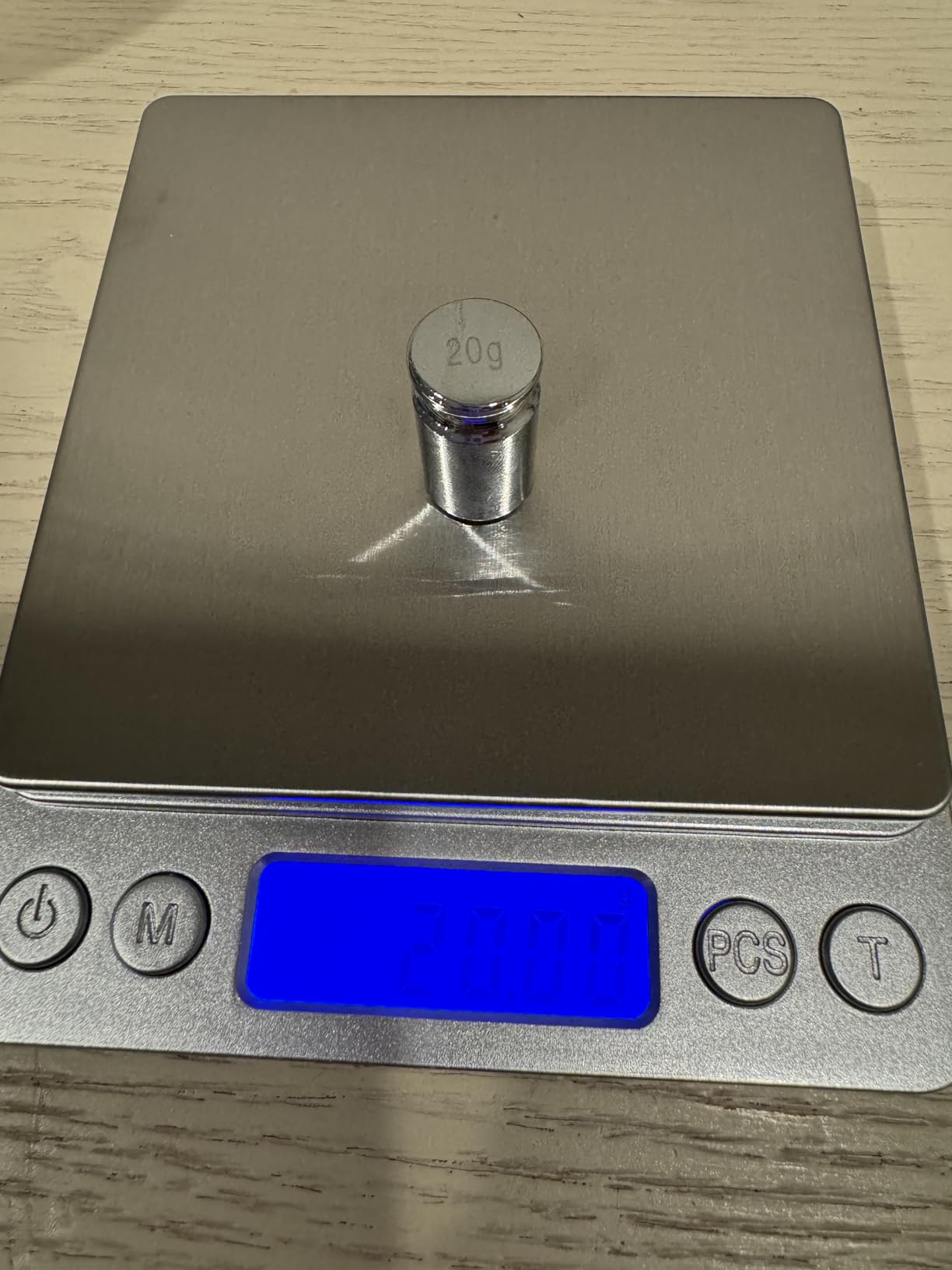 Amazon Basics Digital Kitchen Scale with LCD Display, Tare Function, Multiple Units, Weighs up to 11 Pounds, Batteries Included, Black and Stainless Steel customer photo 2