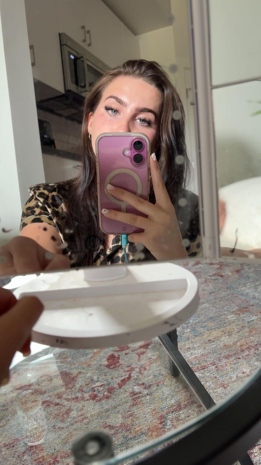deweisn Floor Mount Tri-Fold Lighted Vanity Mirror with 21 LED Lights, Touch Screen and 3X/2X/1X Magnification, Two Power Supply Modes Make Up Mirror customer photo 1