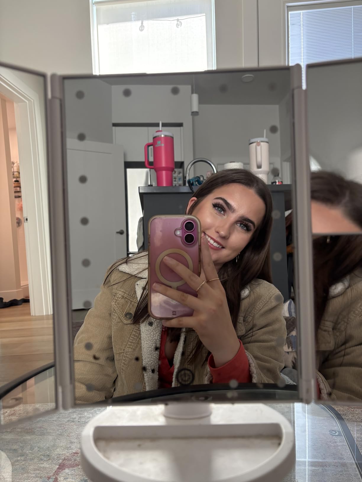 deweisn Floor Mount Tri-Fold Lighted Vanity Mirror with 21 LED Lights, Touch Screen and 3X/2X/1X Magnification, Two Power Supply Modes Make Up Mirror customer photo 2
