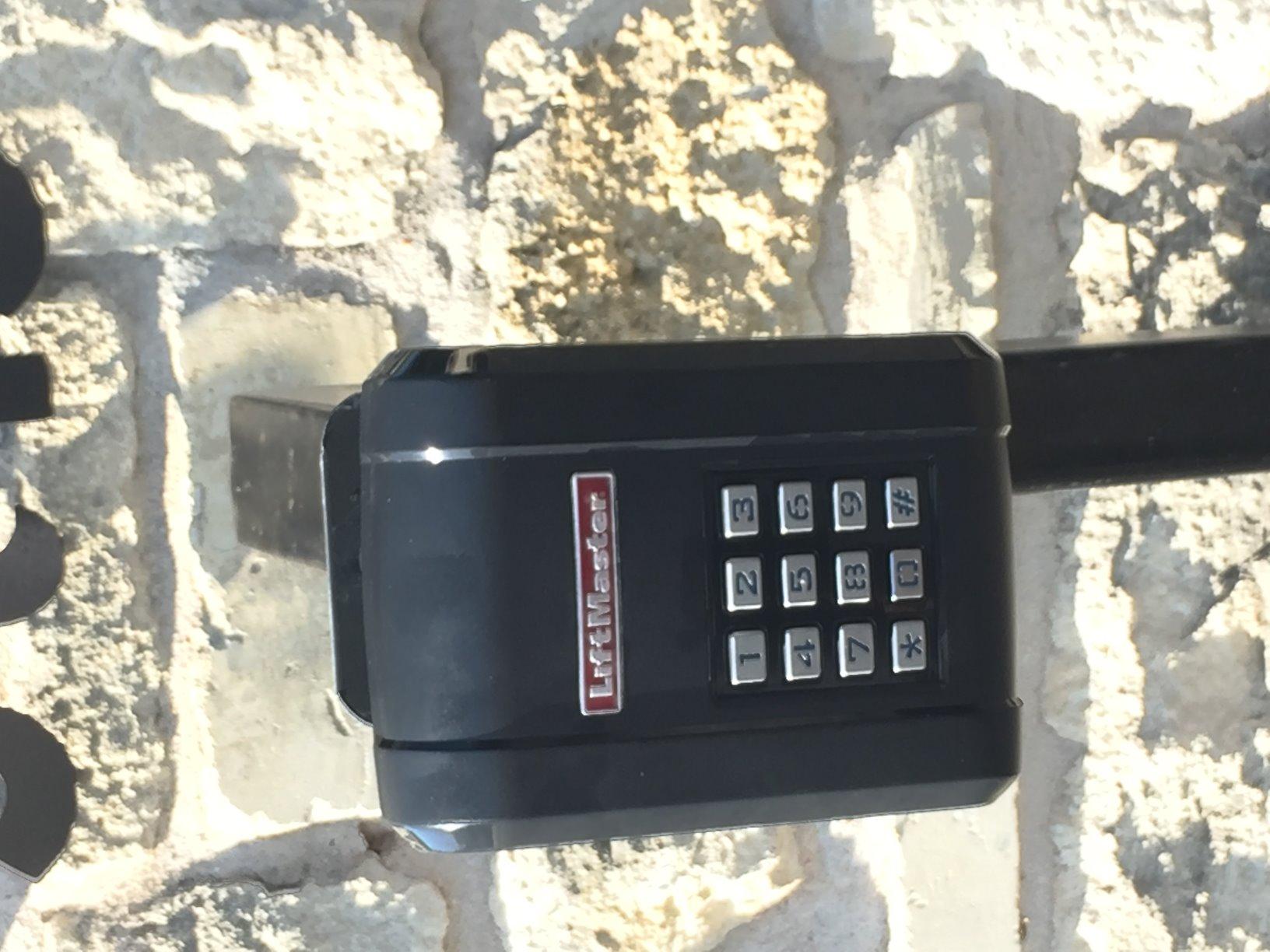 LiftMaster KPW5 Wireless 5 Code Commercial Keypad customer photo 1
