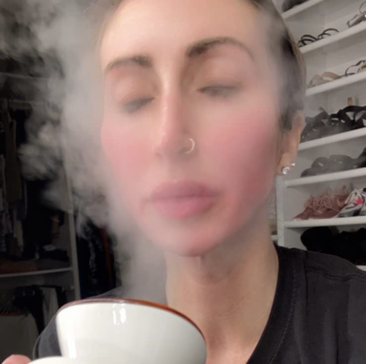 Dr. Dennis Gross Pro Facial Steamer for Facial Deep Cleaning: Infuse Skin with Hydration, Clarify Complexion, and Detox Skin customer photo 1