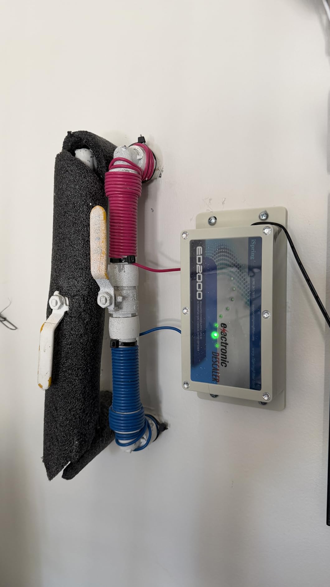 iSpring ED2000 Whole House Water Descaler, Alternative Electronic Salt-Free Hard Water Conditioner, Reduces Limescale Prevent Deposits Build-up, Different from a Water Softener customer photo 1