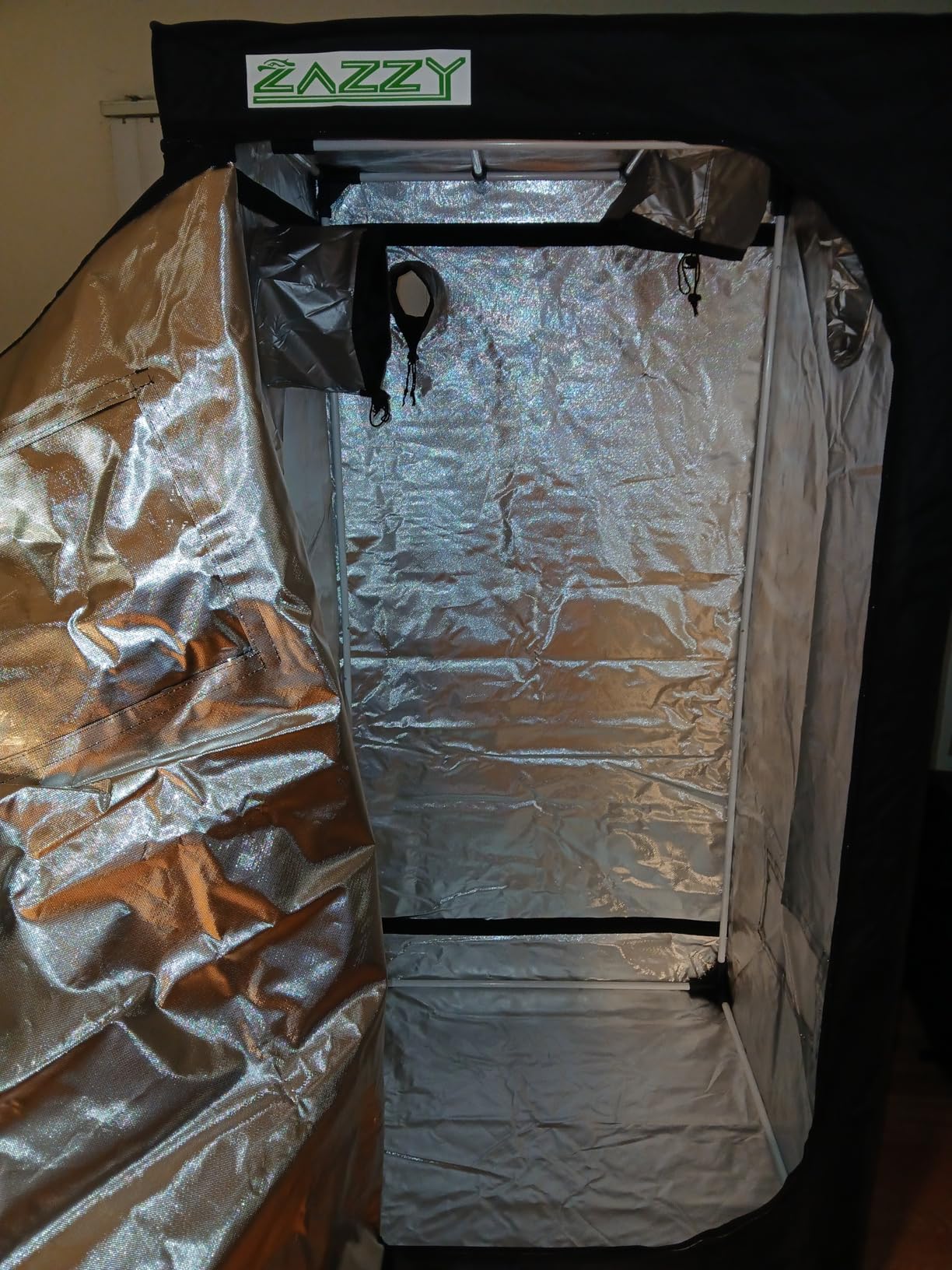 zazzy Grow Tent, 96