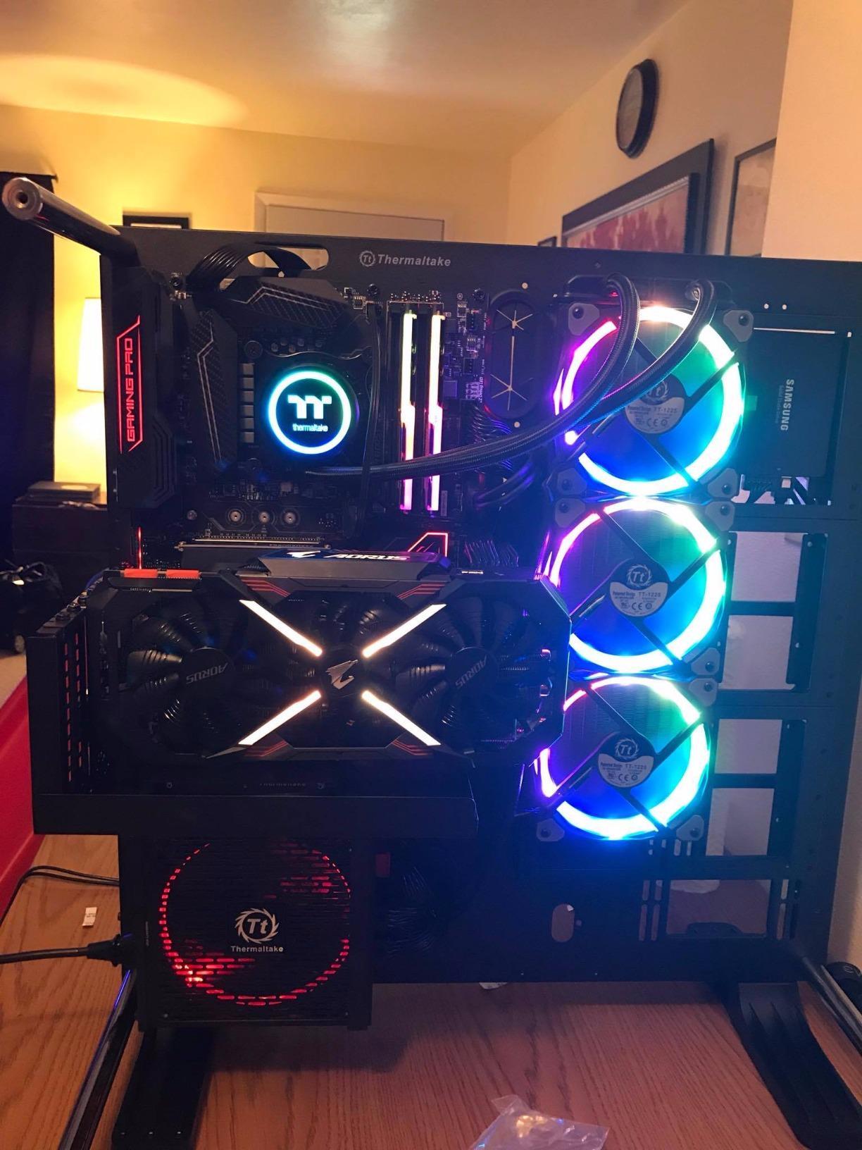 Thermaltake Floe 240mm, 16.8 Million Color Software Enabled (TT RGB Plus/Alexa/Razer Chroma), AMD (AM5/AM4)/Intel (LGA 2066/1200), AIO CPU Liquid Cooler customer photo 1