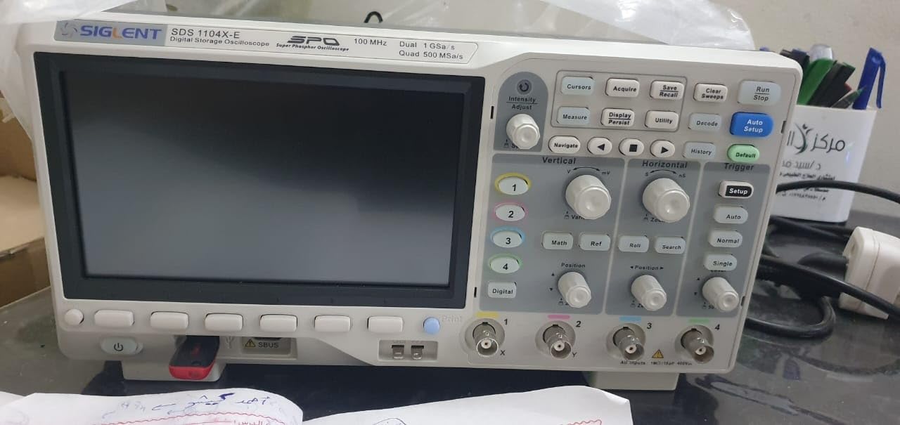 Siglent Technologies SDS1104X-E 100Mhz Digital Oscilloscope 4 Channels Standard Decoder, Grey customer photo 1