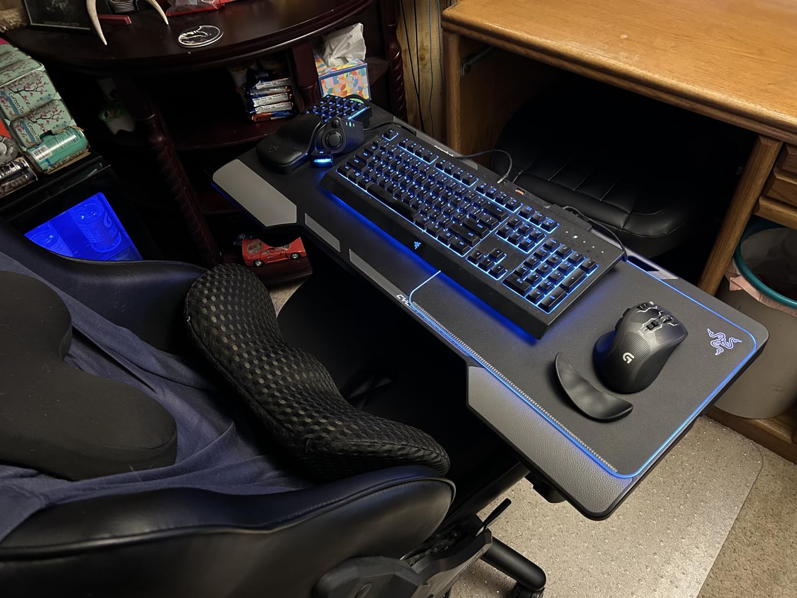 Razer Tartarus V2 Gaming Keypad: Mecha Membrane Key Switches - One Handed Keyboard - 32 Programmable Keys - Customizable Chroma RGB Lighting - Programmable Macros - Snap Tap - Black customer photo 1