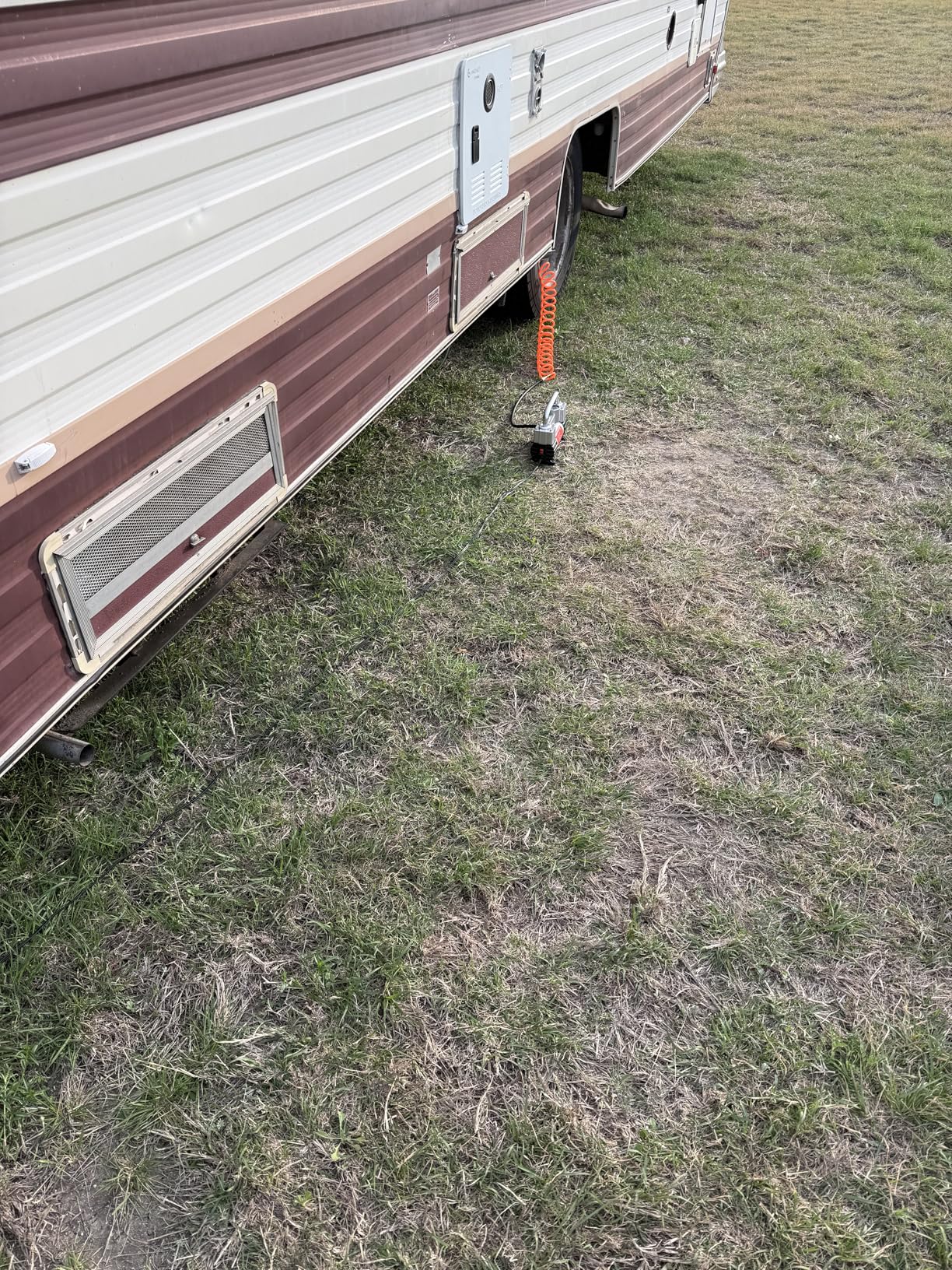 GSPSCN 6X Faster Inflation Tire Inflator Heavy Duty Double Cylinders with Portable Bag, Metal 12V Air Compressor Pump 150PSI customer photo 1