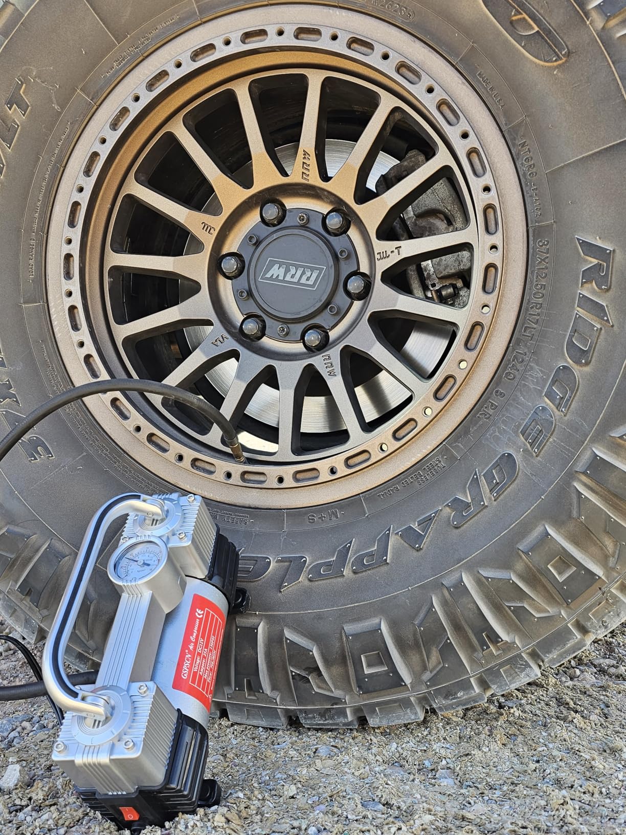 GSPSCN 6X Faster Inflation Tire Inflator Heavy Duty Double Cylinders with Portable Bag, Metal 12V Air Compressor Pump 150PSI customer photo 2