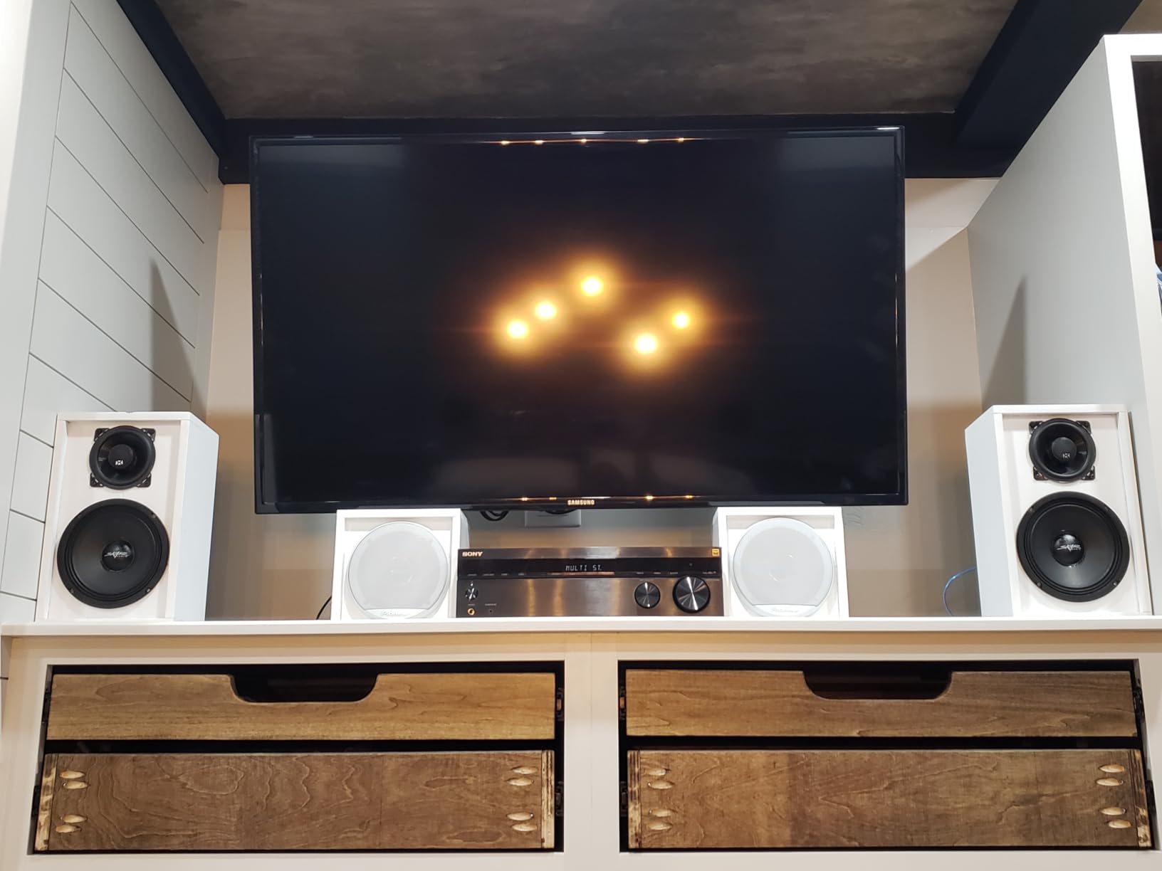 Sony STRDH590 5.2 Channel Surround Sound Home Theater Receiver: 4K HDR AV Receiver with Bluetooth, Black customer photo 1