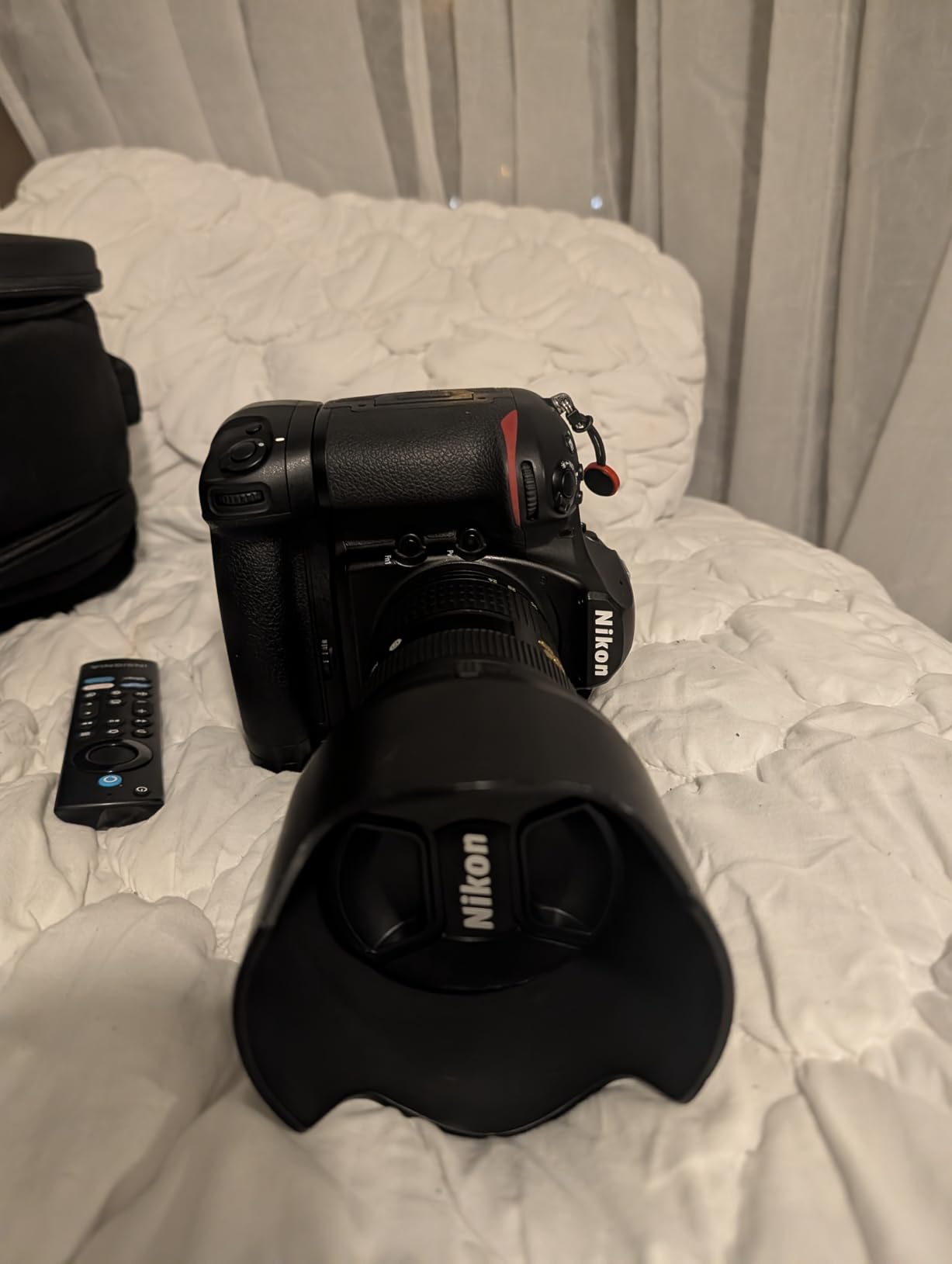 mcoplus D850 Vertical Battery Grip Remote Control Fit Nikon D850 Cameras customer photo 1