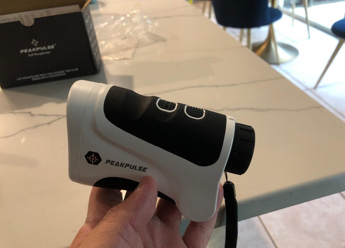 Golf Range Finder 650 Yards RangeFinder Golfing High Clarity Display 6X Magnification 0.5 Yard Accuracy Pin Seeker Easy to Use Simple customer photo 1