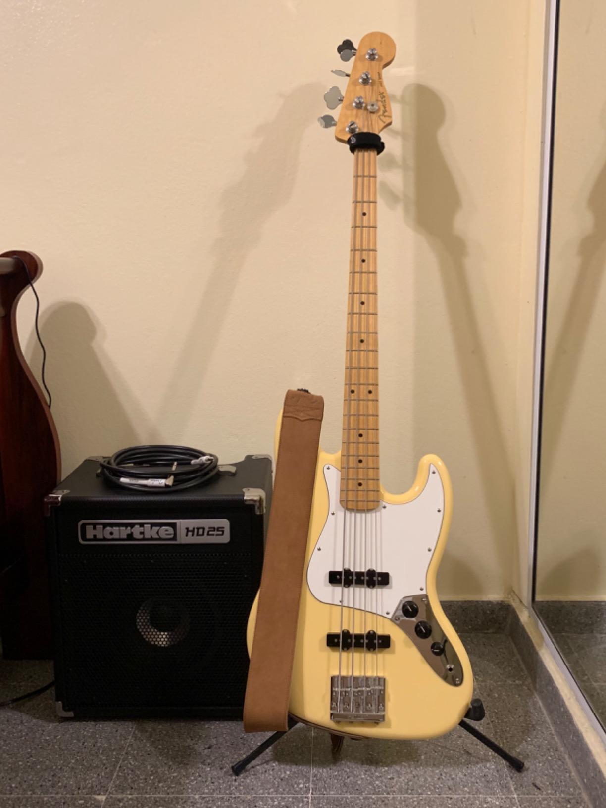 Fender Player Jazz Electric Bass Guitar - Maple Fingerboard - Polar White customer photo 2