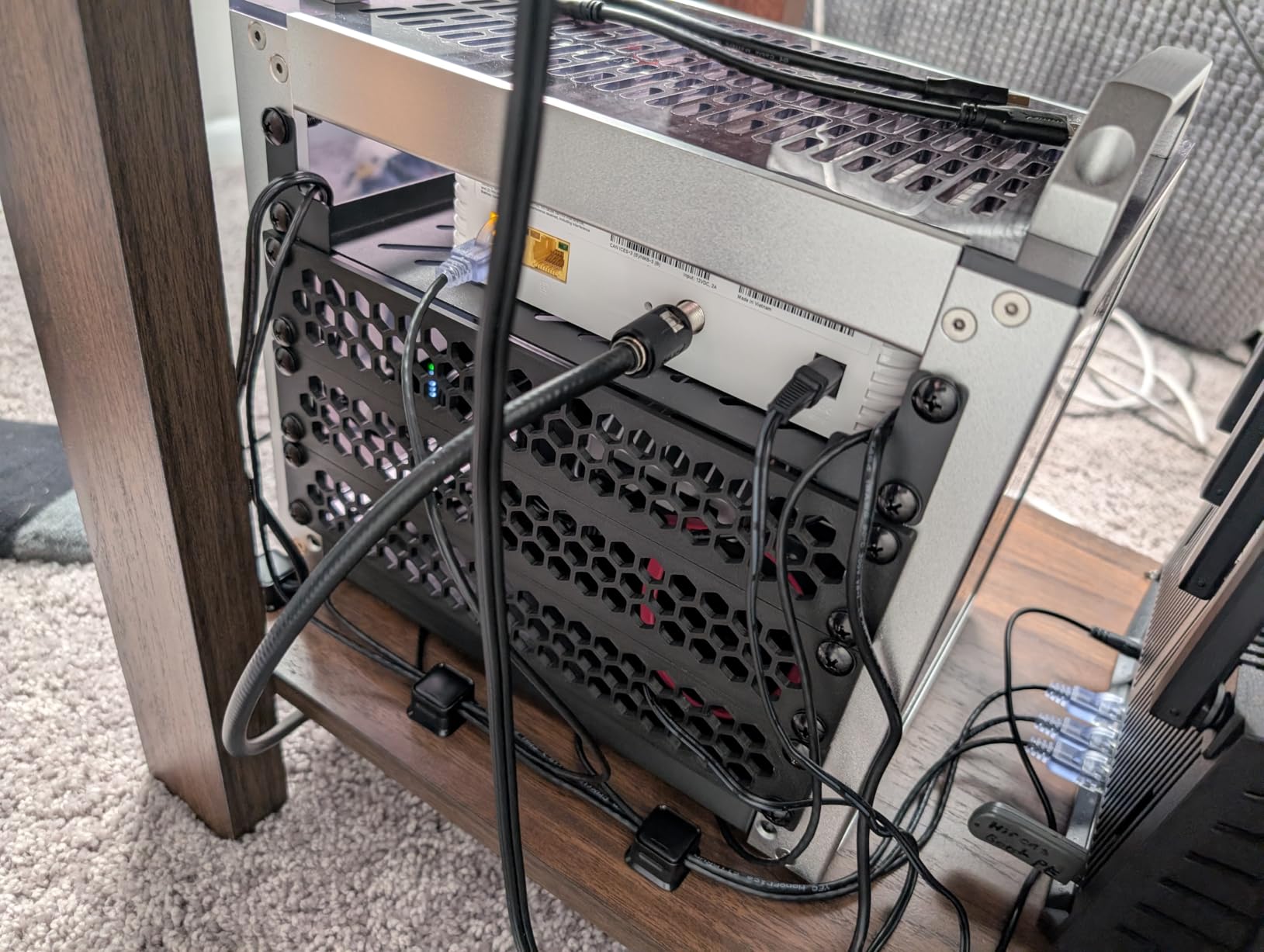 GLOTRENDS PA09-HS M.2 NVMe to PCIe 4.0 X4 Adapter with M.2 Heatsink for M.2 NVMe SSD customer photo 1