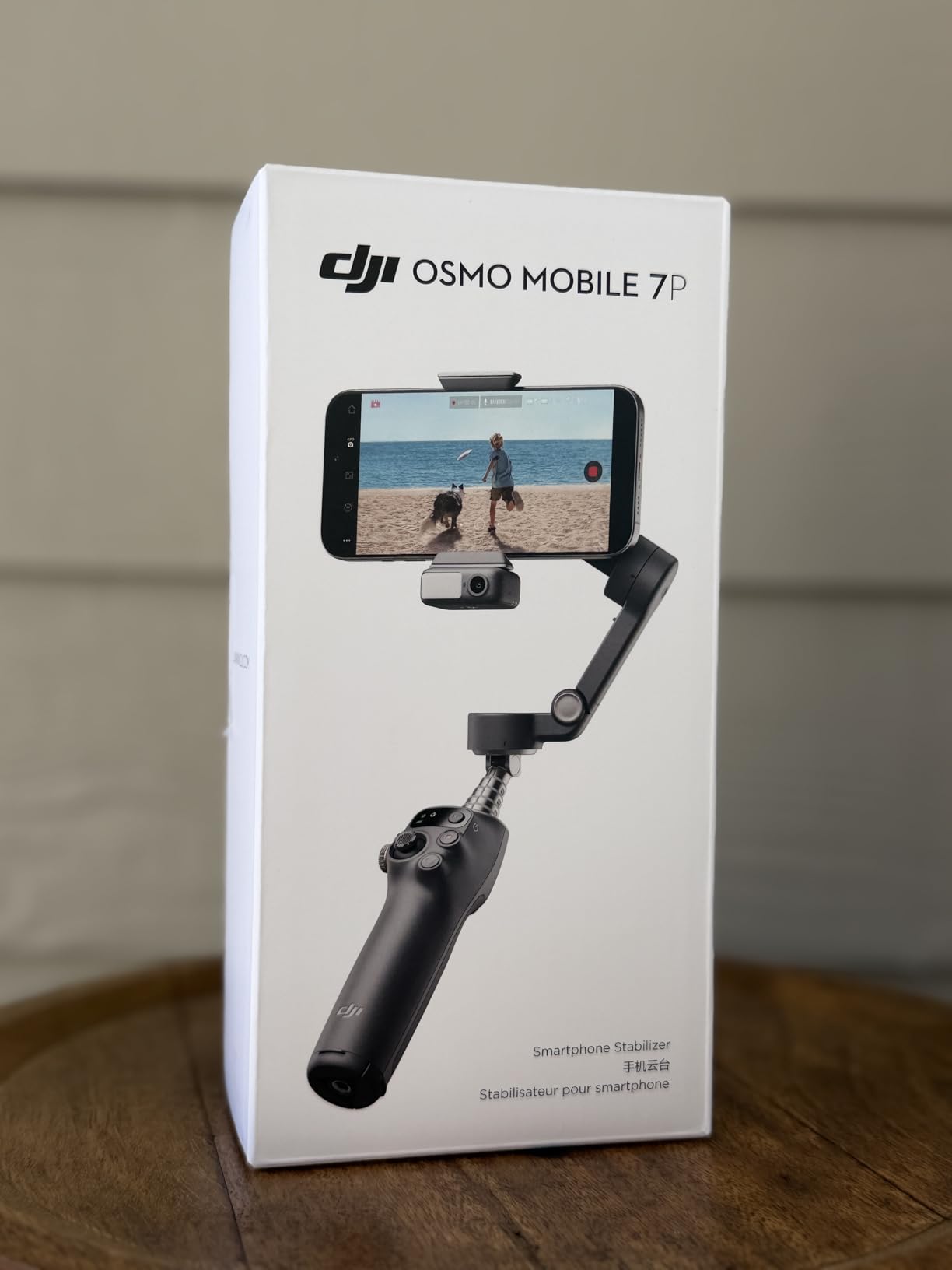 DJI Osmo Mobile 7P Gimbal Stabilizer for iPhone, Android, Native Tracking, Lighting, 3-Axis Phone Gimbal, Quick Launch, One-Tap Edit, Built-in Extension Rod & Tripod, 10hrs Use customer photo 1