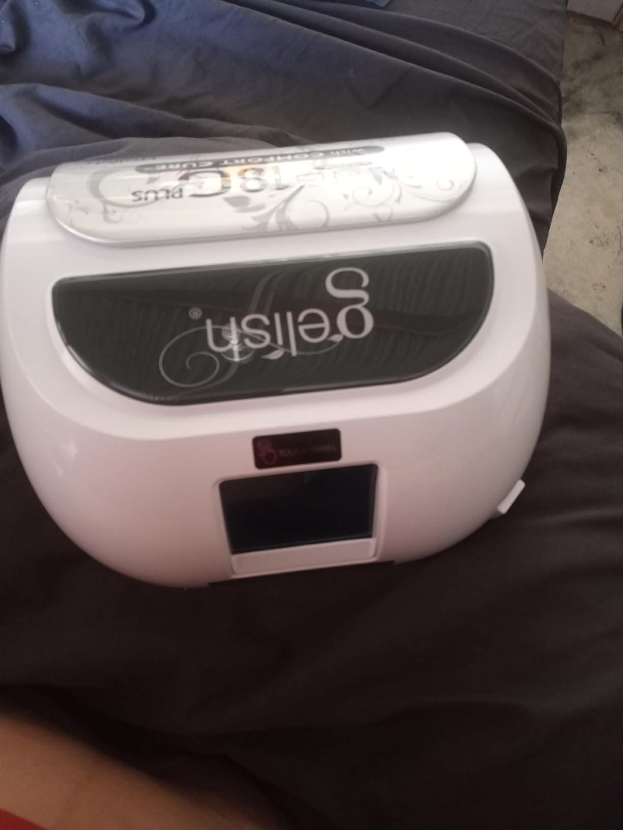 Gelish 18G Plus LED Light - 36W Professional LED Curing Lamp with Comfort Cure Technology, 60-Second Setting customer photo 2