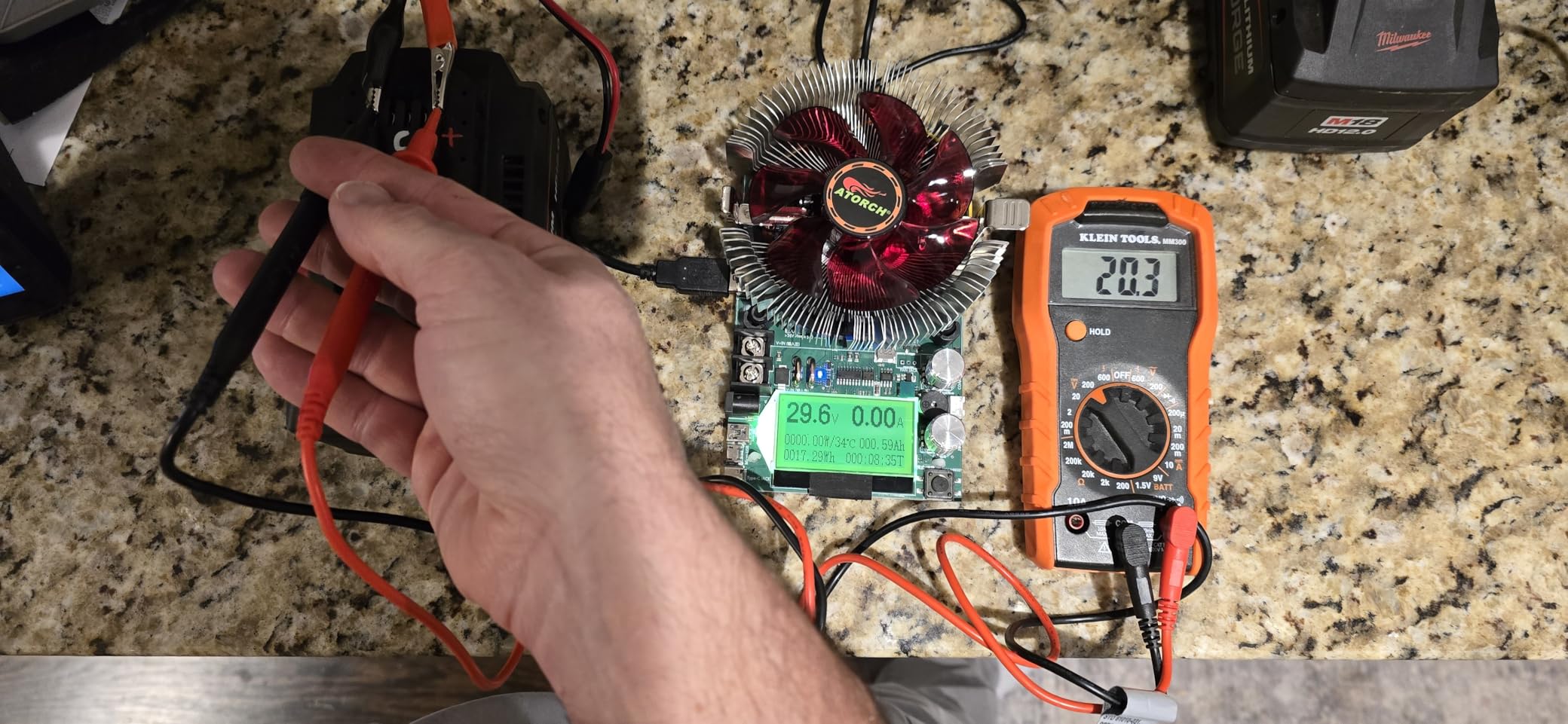 MakerHawk Electronic Load Tester - USB Load Tester 150W 200V 20A Resistor Adjustable Constant Current Battery Capacity Tester Module customer photo 2