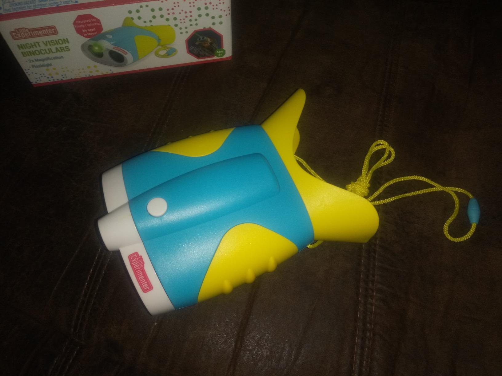 Little Experimenter Night Vision Binoculars for Toddlers & Kids with Flash Light & Face Comfort Rubber customer photo 2