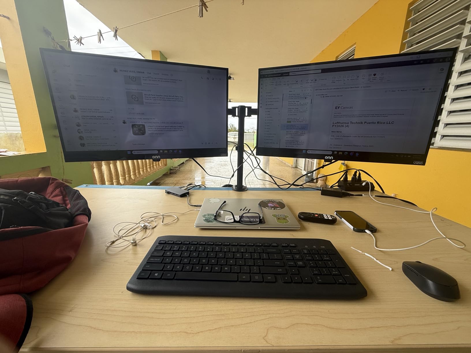 HUANUO Dual Monitor Mount for 2 Monitors up to 30 inches, Heavy Duty Dual Monitor Stand Holds up to 22 lbs, Dual Monitor Arm with Height Adjustable Tilt Swivel Rotate, VESA Hole 75mm or 100mm customer photo 1