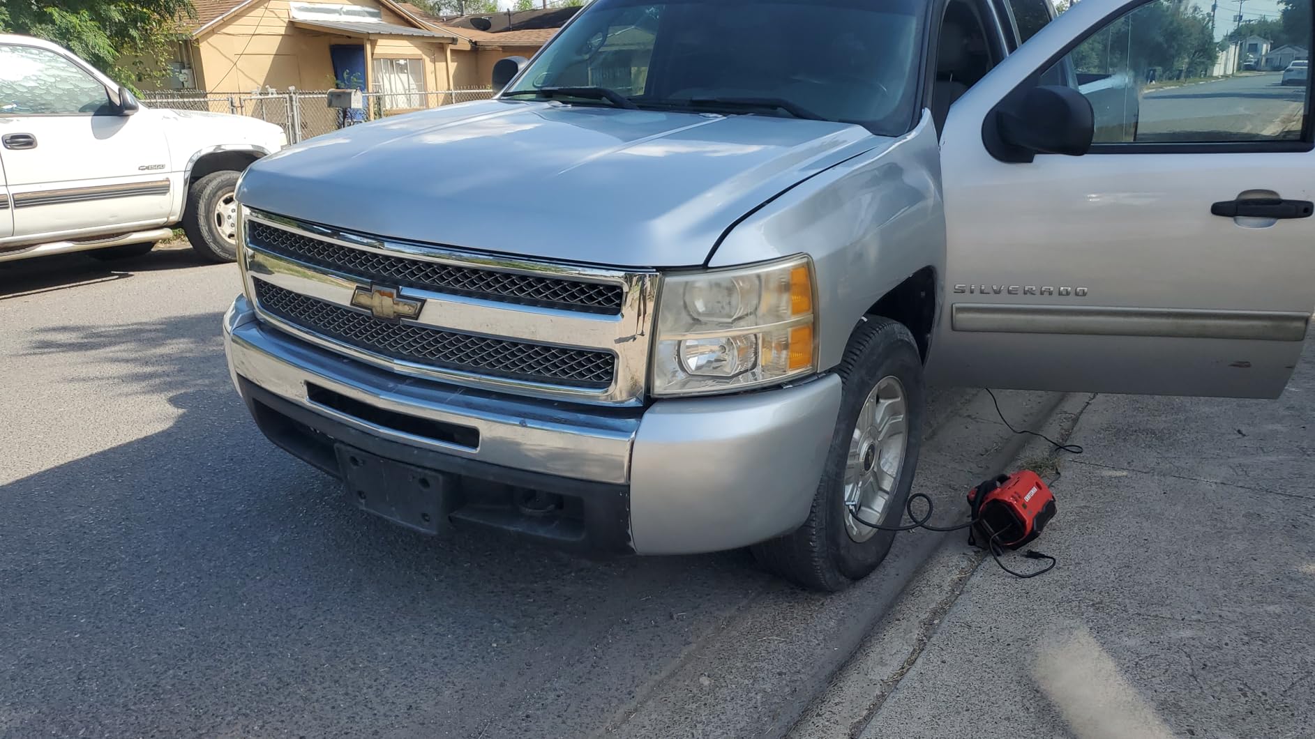 CRAFTSMAN V20 Tire Inflator Portable Air Compressor, 3 Modes: Cordless, 120V Corded, and 12V Car Adapter (CMCE520B) customer photo 1