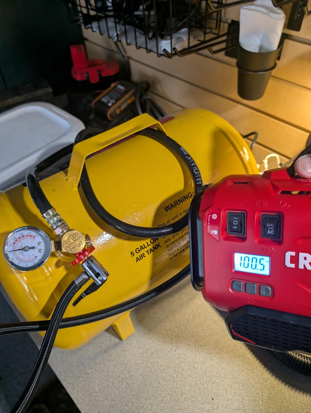 CRAFTSMAN V20 Tire Inflator Portable Air Compressor, 3 Modes: Cordless, 120V Corded, and 12V Car Adapter (CMCE520B) customer photo 2