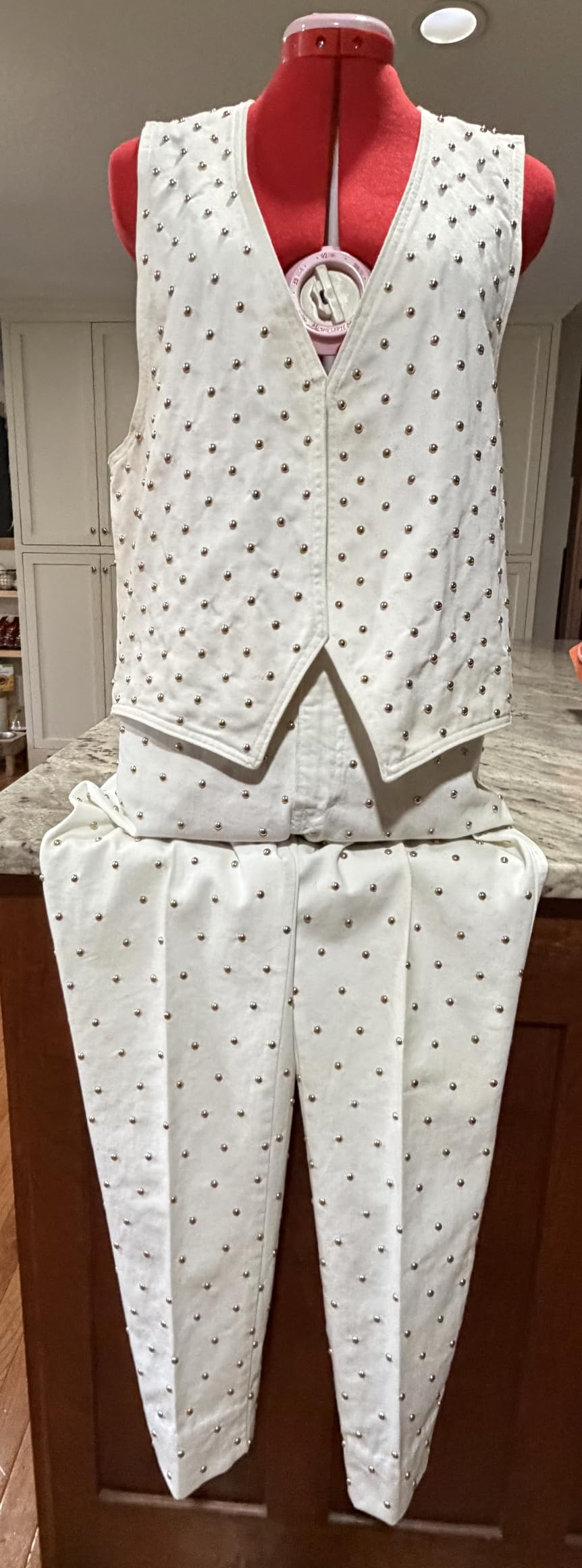 SINGER Female Adjustable Dress Form, Small/Medium, Sizes 4-10 - Red | Pinnable foam-backed surface, 12 dials, 360-degree hem guide, tripod base customer photo 1