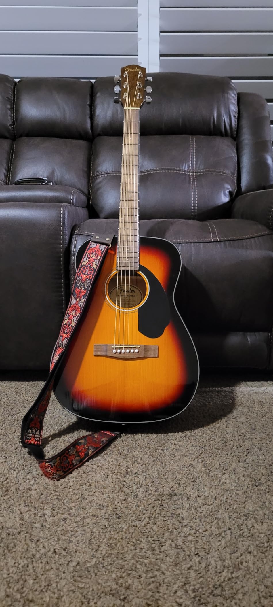 Fender CN-60S Concert Nylon String Acoustic Guitar with 2-Year Warranty, Natural customer photo 1