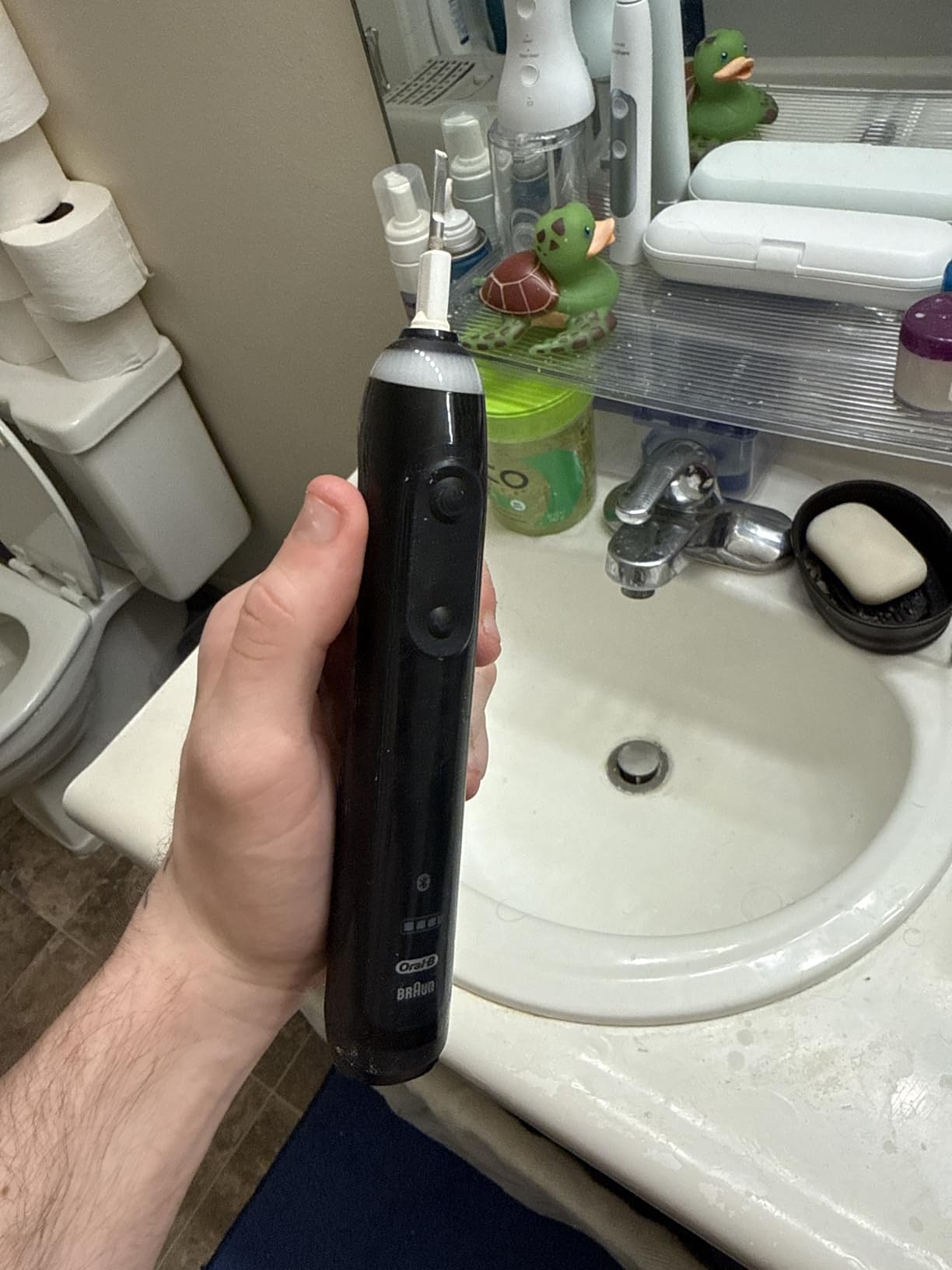 Oral-B Pro 5000 Smartseries Power Rechargeable Electric Toothbrush with Bluetooth Connectivity, Black Edition customer photo 1