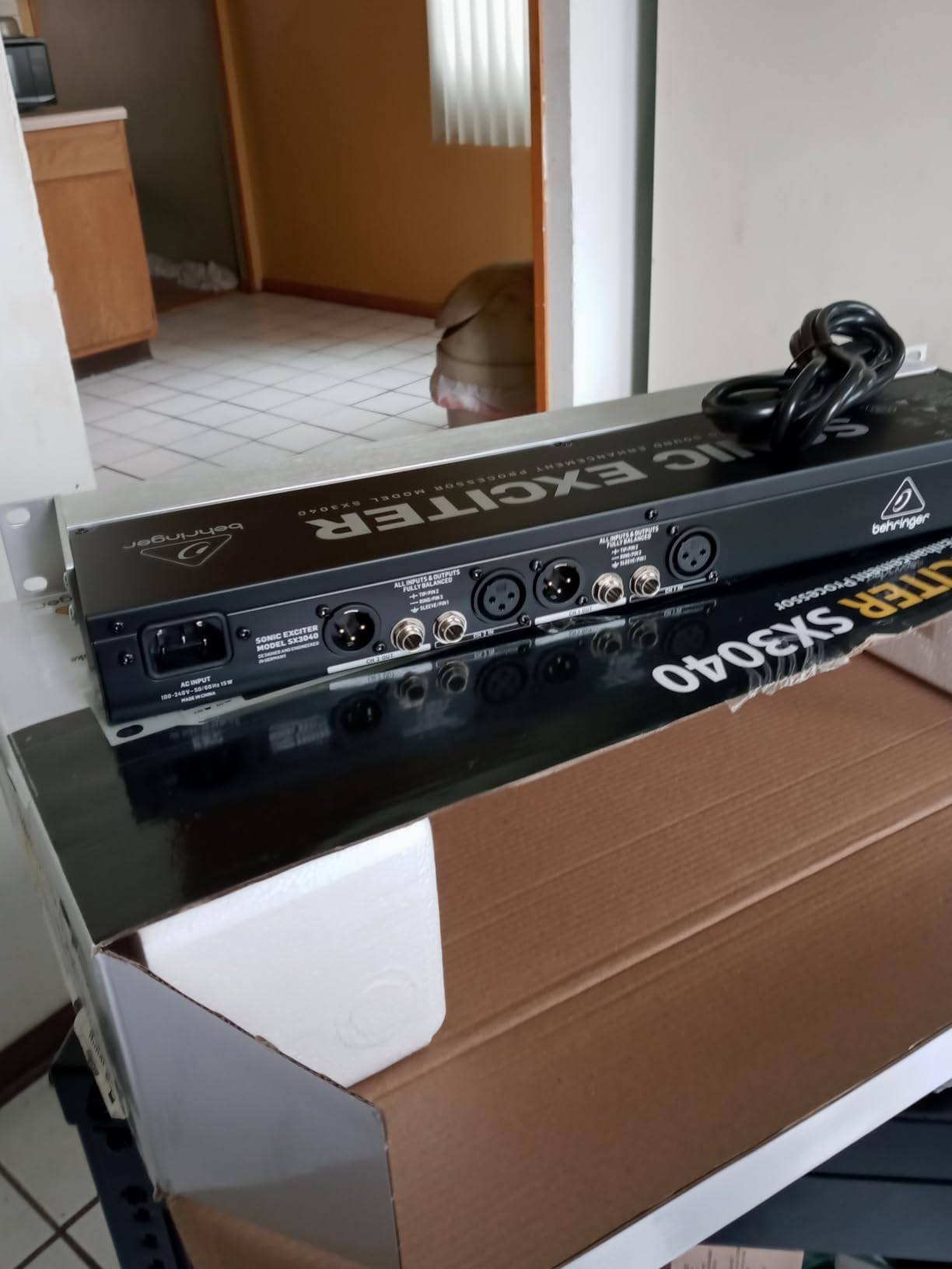 Behringer SONIC EXCITER SX3040 V2 Ultimate Stereo Sound Enhancement Processor customer photo 2