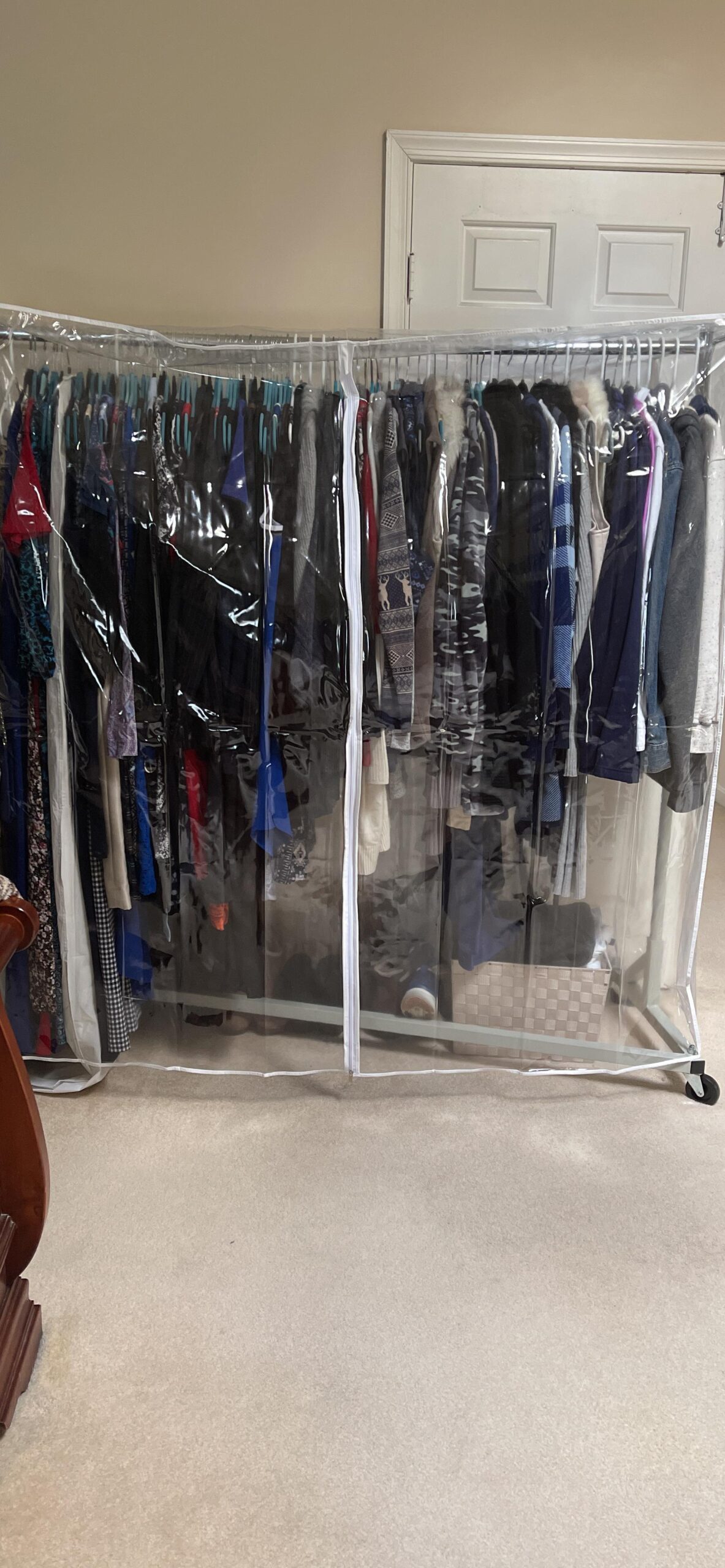 Simple Houseware Industrial Grade Z-Base Garment Rack, 500lb Load with 62