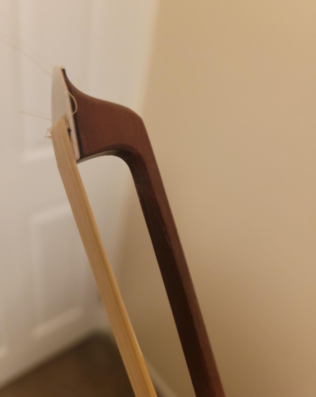 AMZZ Superior 4/4 Violin Bow - Handmade Brazilwood, Well-Balanced with Ebony Frog & White Horsehair for Intermediate & Advanced Players customer photo 2