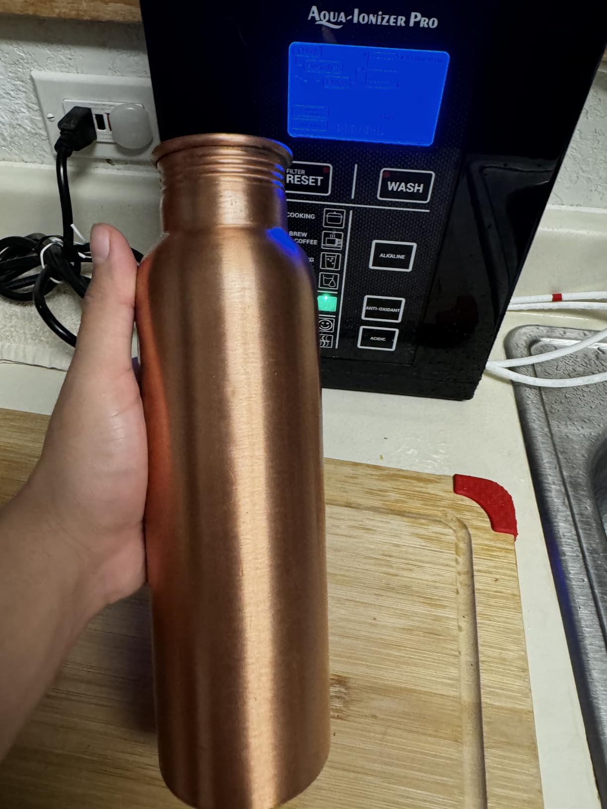 Aqua Ionizer Deluxe 9.5 Anti-Oxidant Boost Water Ionizer | Produces pH 3.0-11.5 Alkaline Water Filtration System | Up to -880mV ORP | 4000 Liters Per Filter | 7 Water Settings customer photo 1