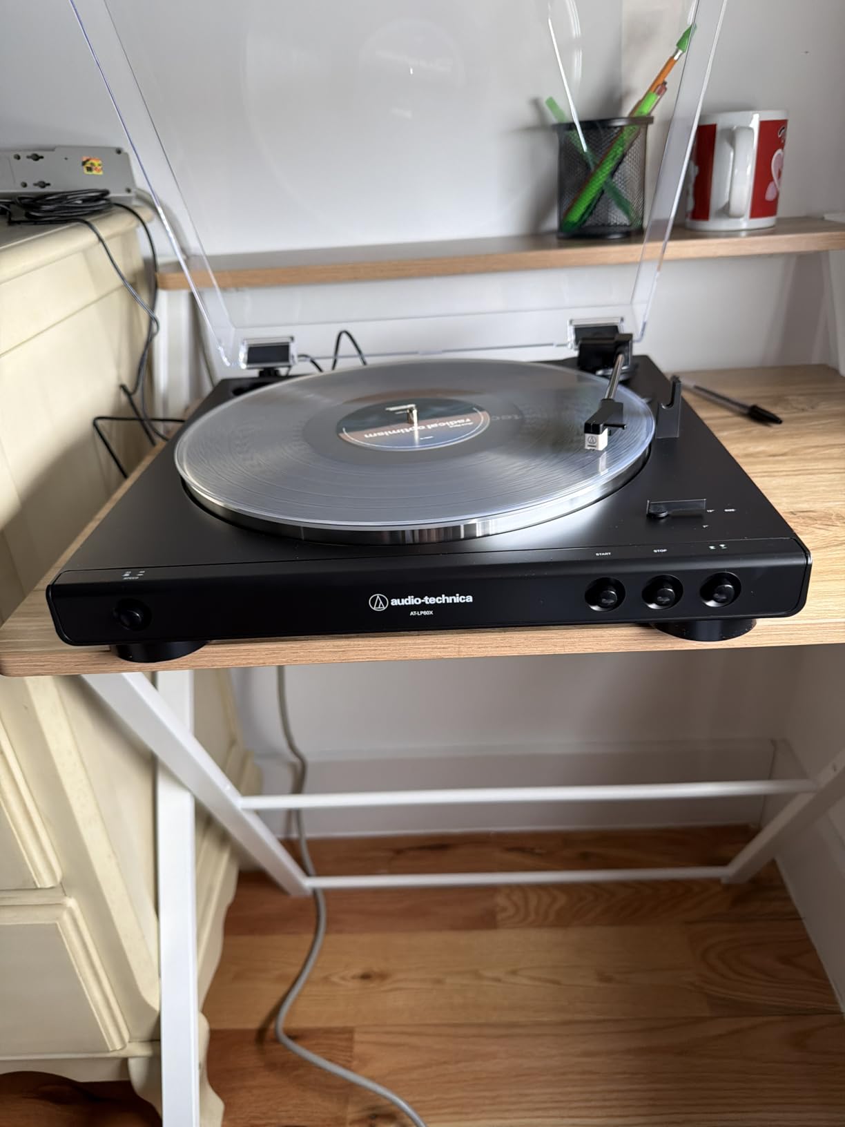 AT-LP60X-BK Fully Automatic Belt-Drive Stereo Turntable, Black, Hi-Fi, 2 Speed, Dust Cover, Anti-Resonance, Die-Cast Aluminum Platter customer photo 1