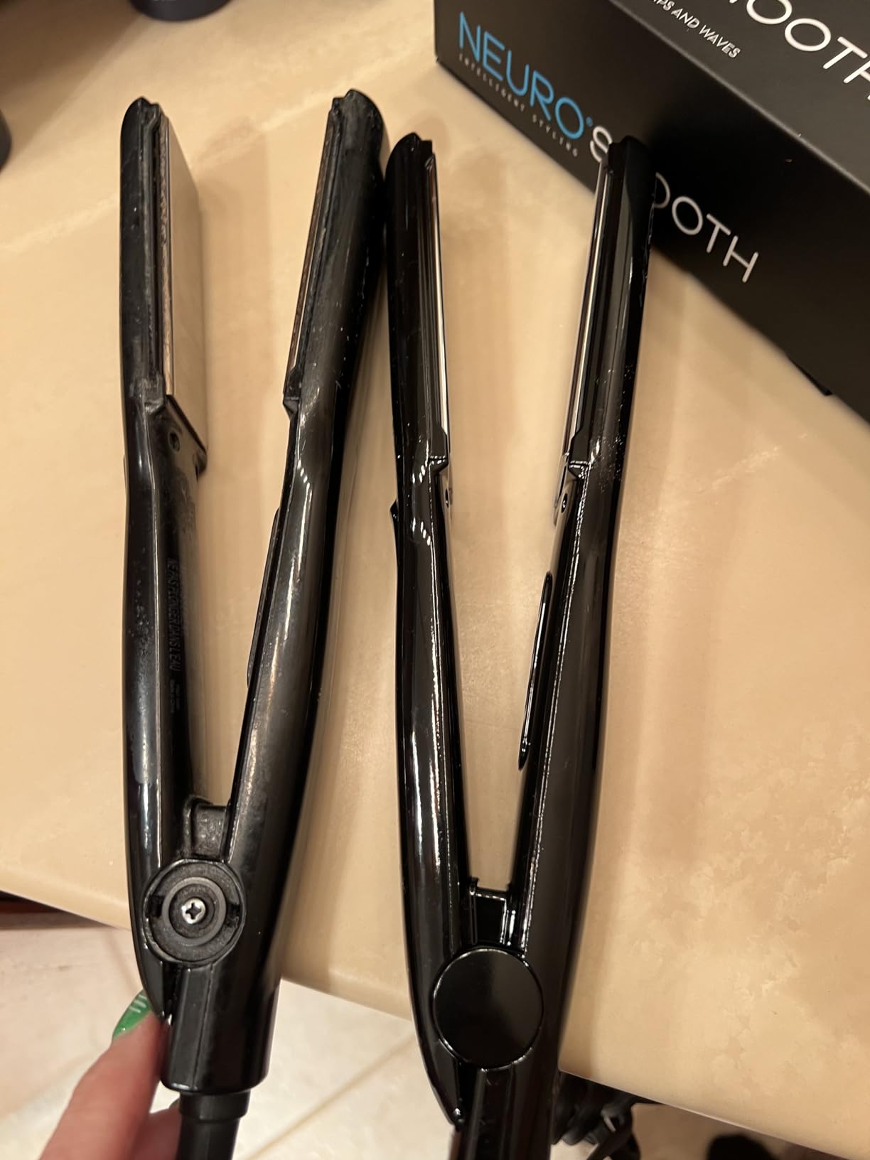 Paul Mitchell Neuro Smooth Titanium Flat Iron, Adjustable Heat Settings, for Advanced Smoothing + Straightening customer photo 2