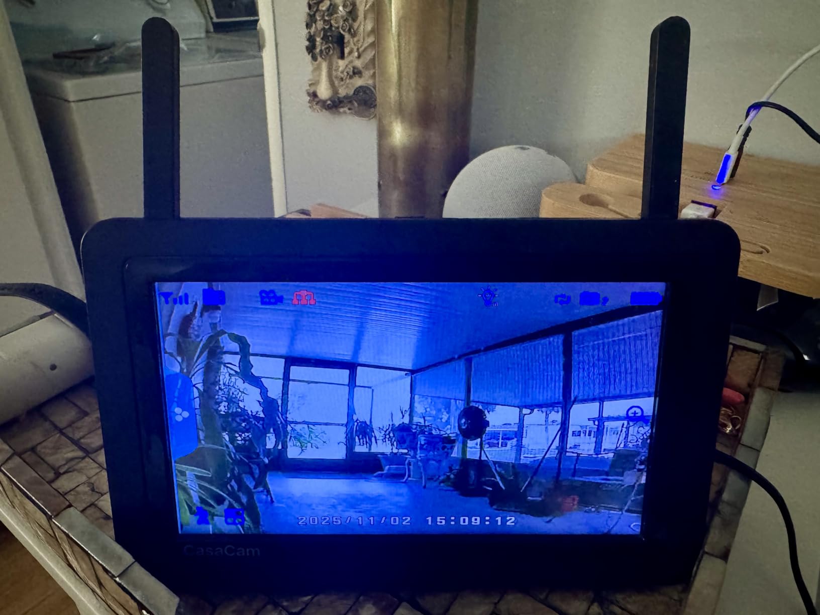 CasaCam GuardianCam Air | Wireless Security Camera System with 7