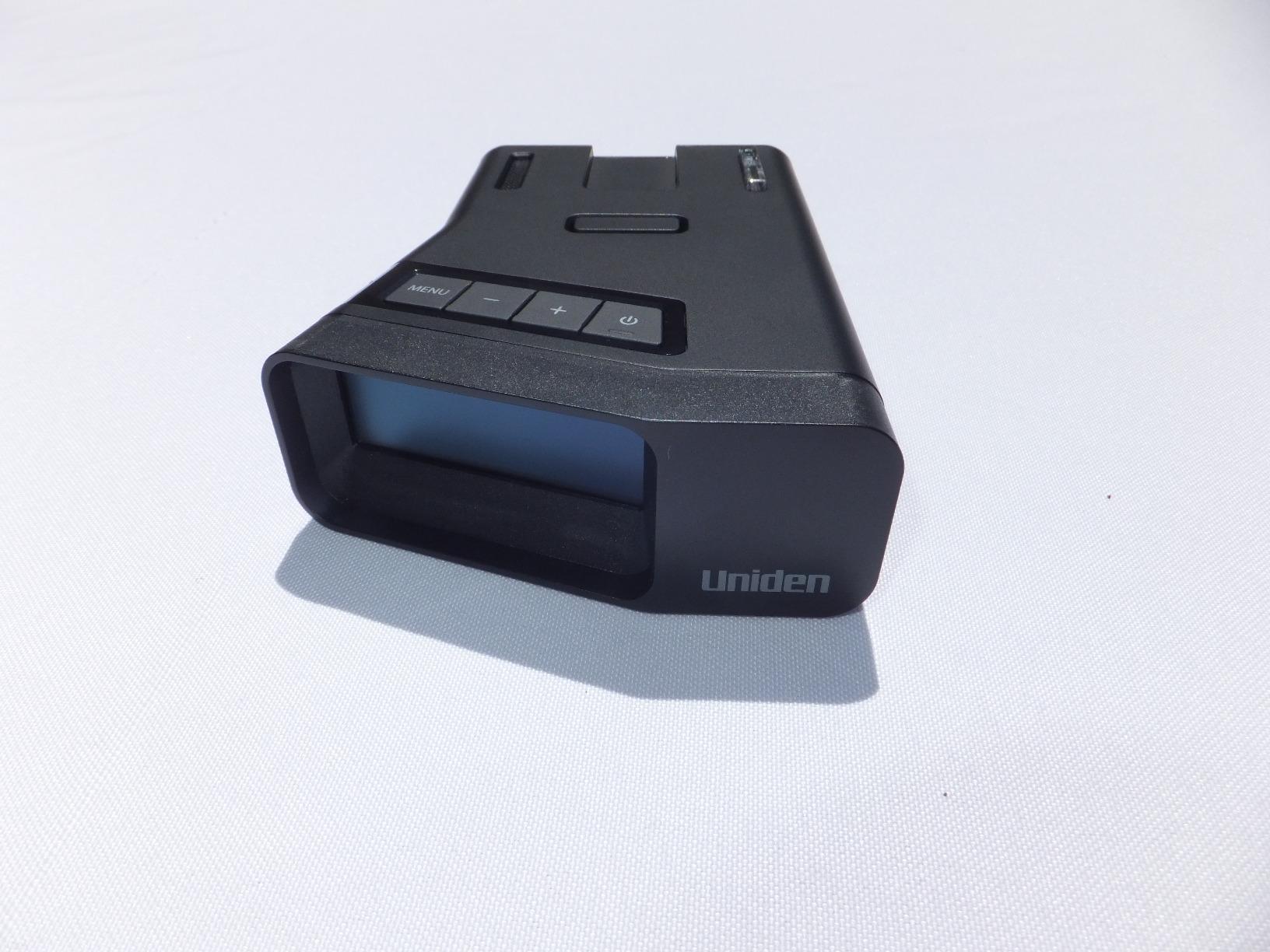 Uniden R7 Extreme Long-Range Laser-Radar Detector, Built-in GPS w/ Real-Time Alerts, Dual-Antennas Front & Rear w/Directional Arrows, Voice Alerts, Red Light Camera and Speed Camera Alerts customer photo 2